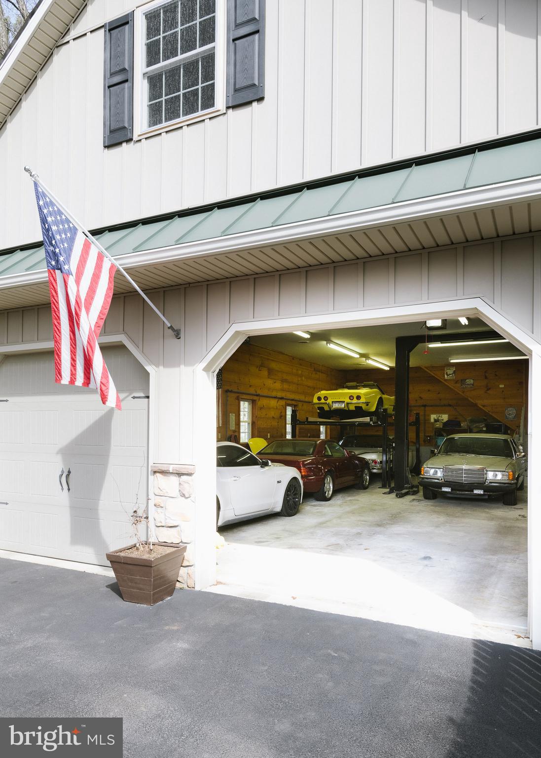 MOUNT BRADFORD FAR - Residential