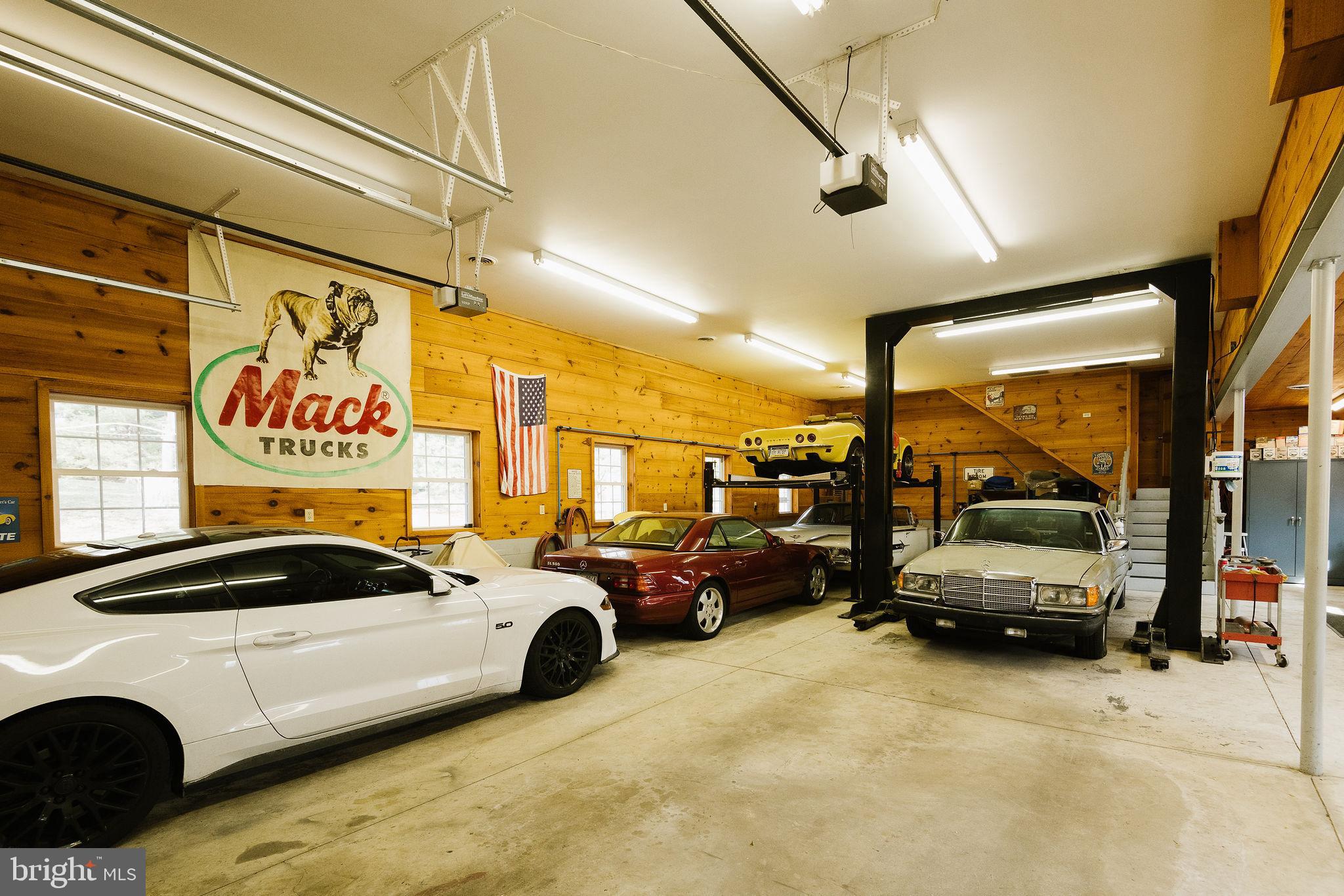 MOUNT BRADFORD FAR - Residential