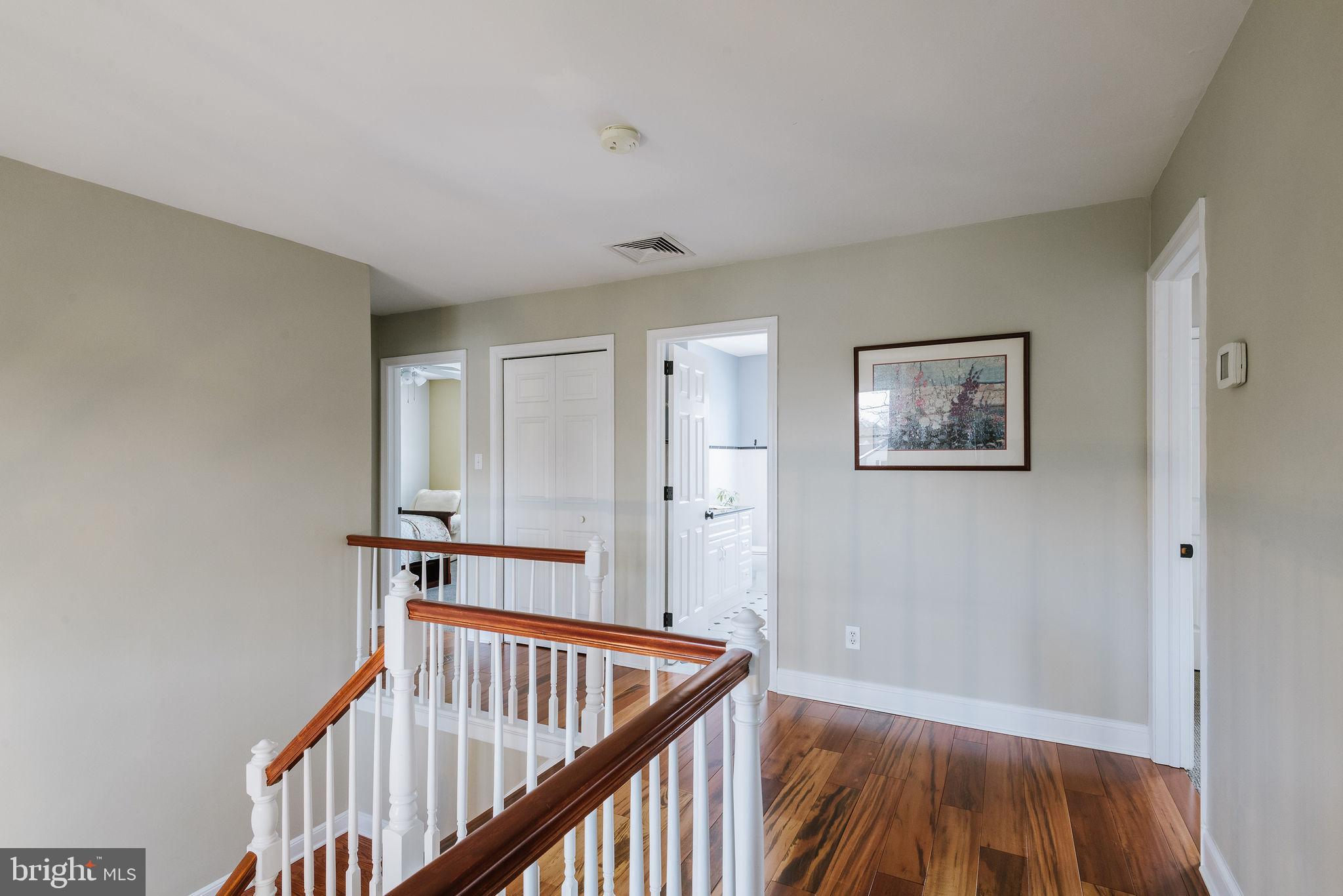 MOUNT BRADFORD FAR - Residential