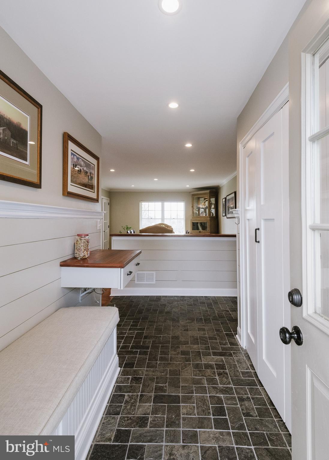 MOUNT BRADFORD FAR - Residential