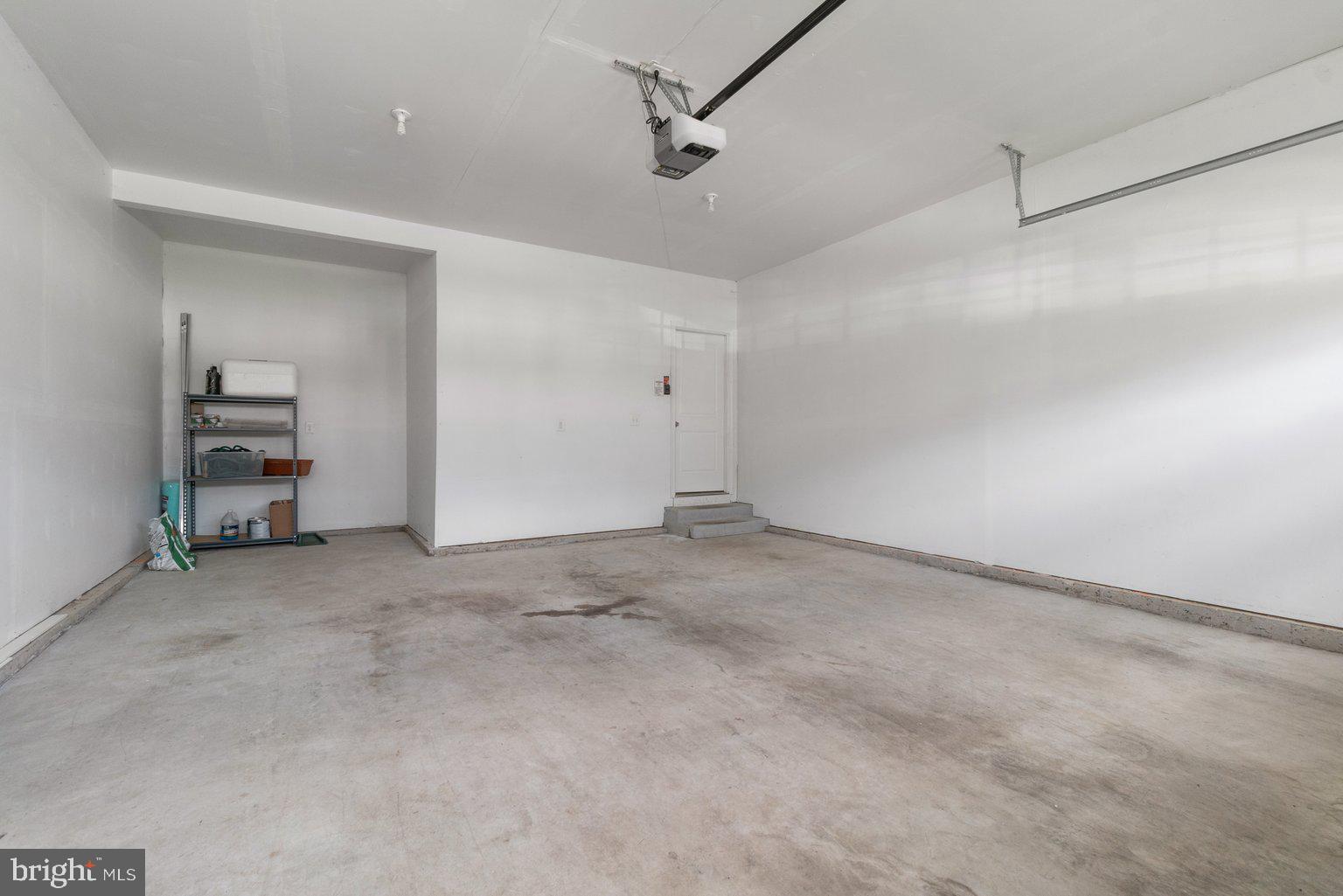 WINDLASS RUN - Residential