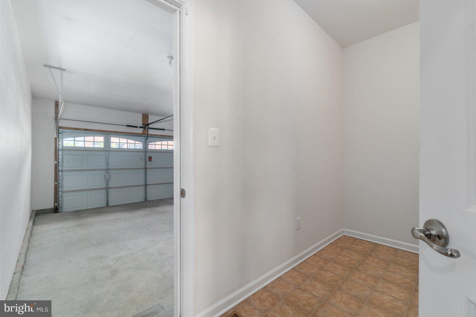 WINDLASS RUN - Residential