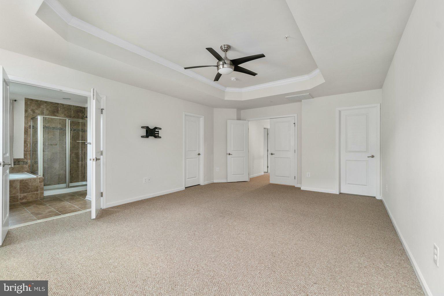 WINDLASS RUN - Residential