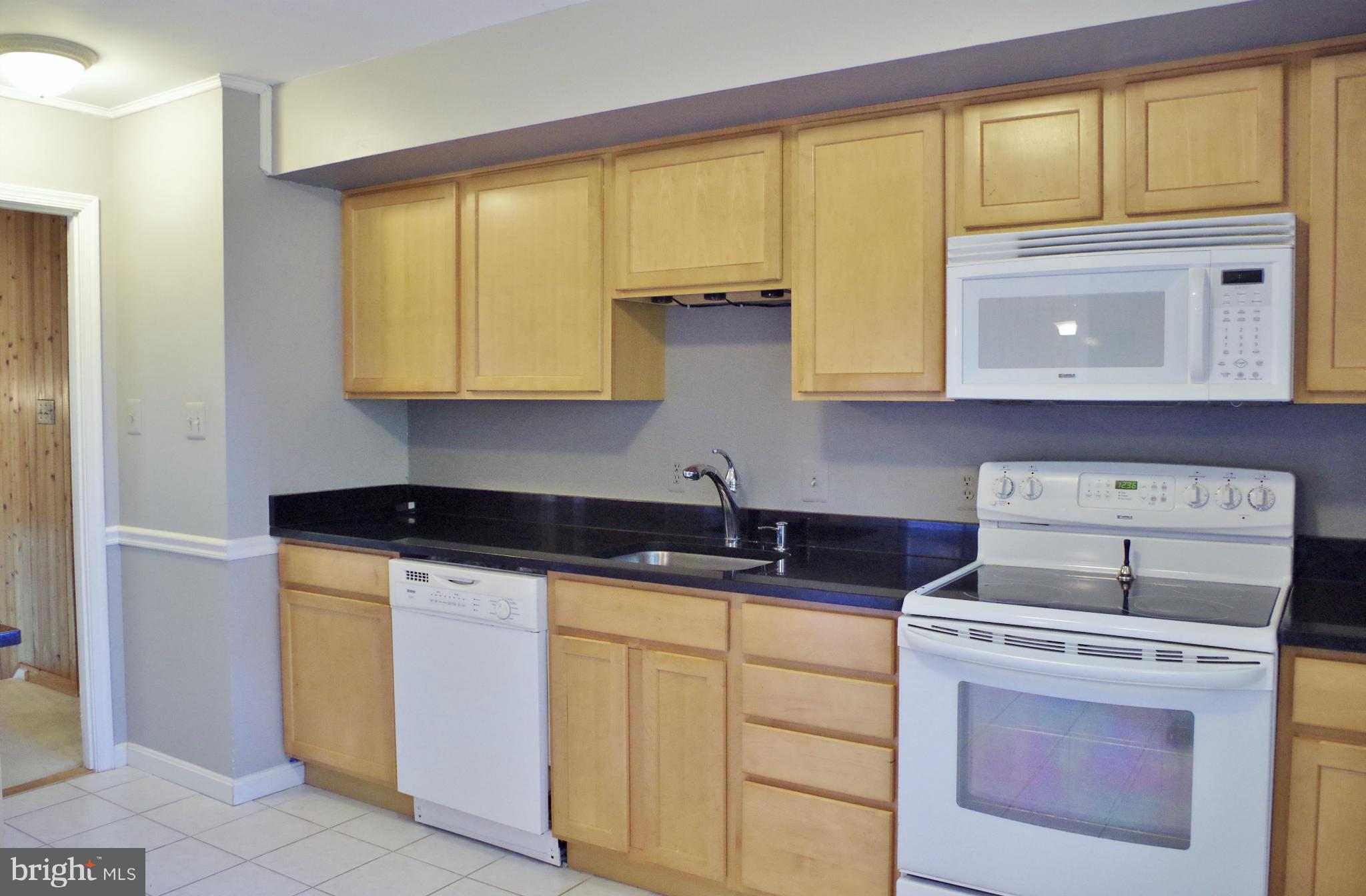 LAKE RIDGE - Residential Lease