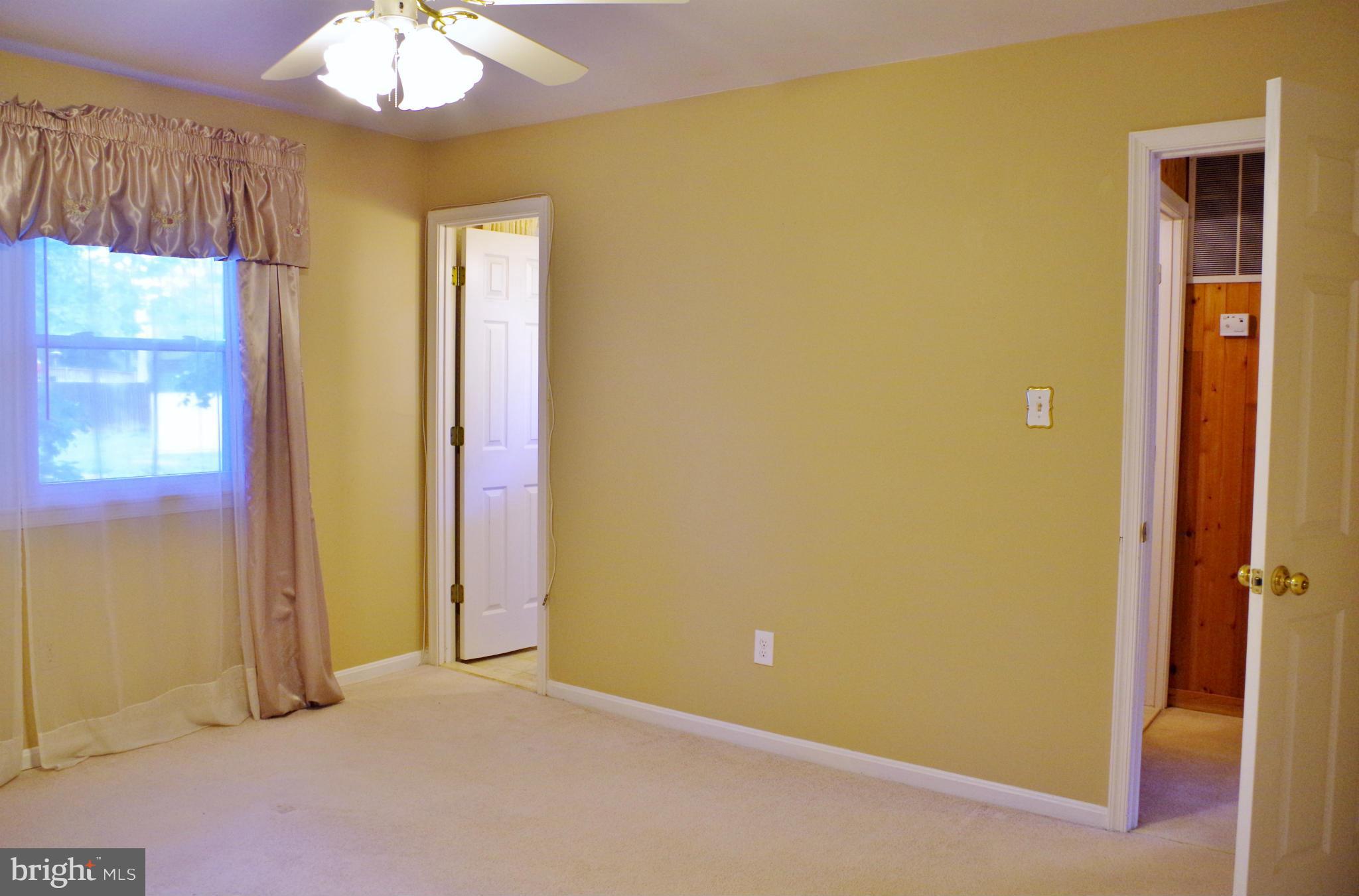 LAKE RIDGE - Residential Lease