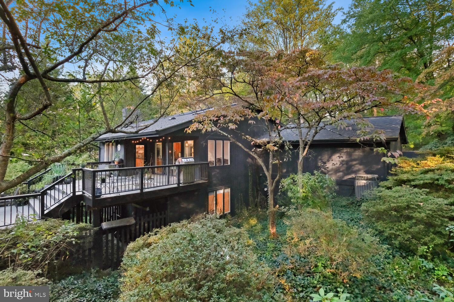 LUXMANOR - Residential