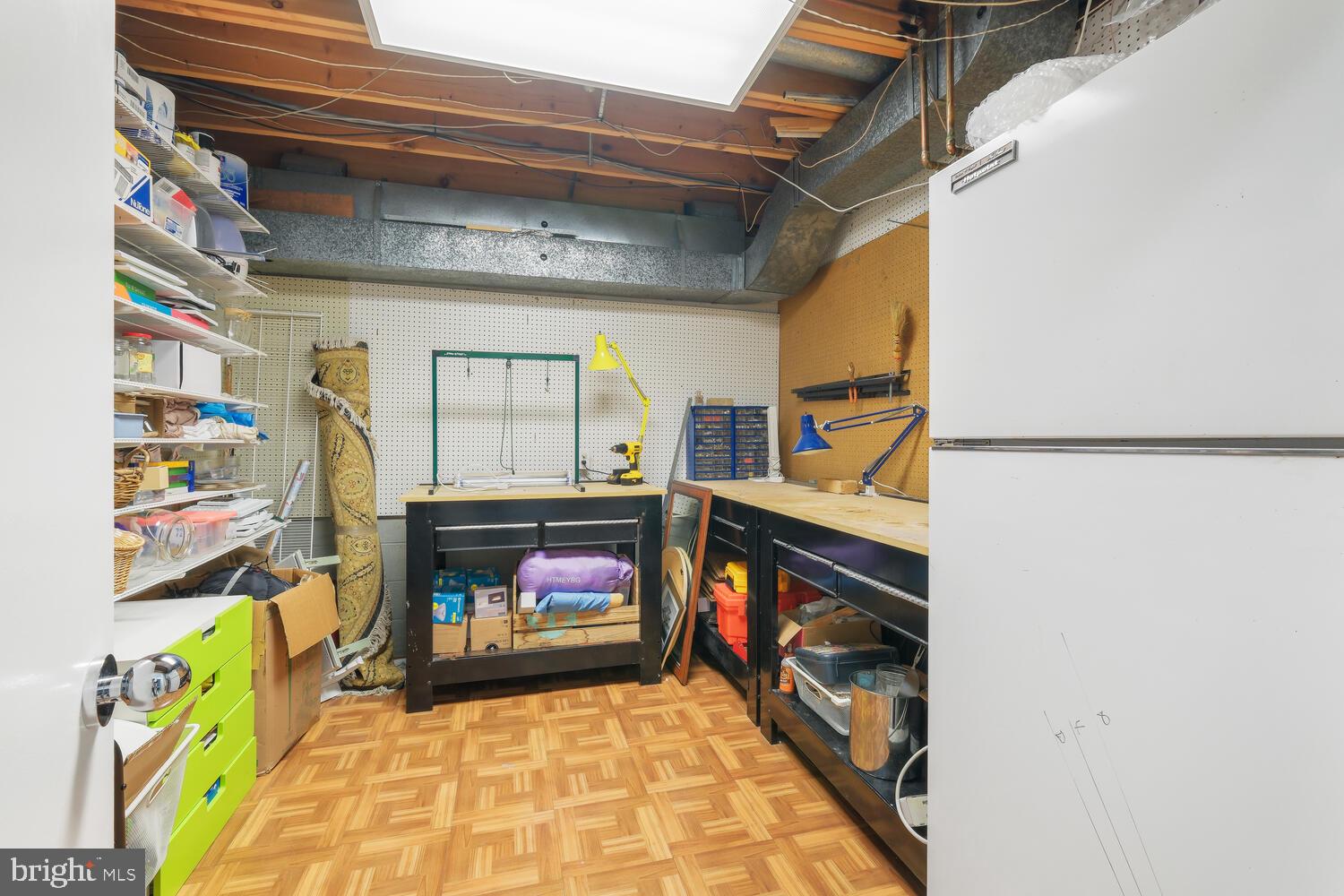 LUXMANOR - Residential