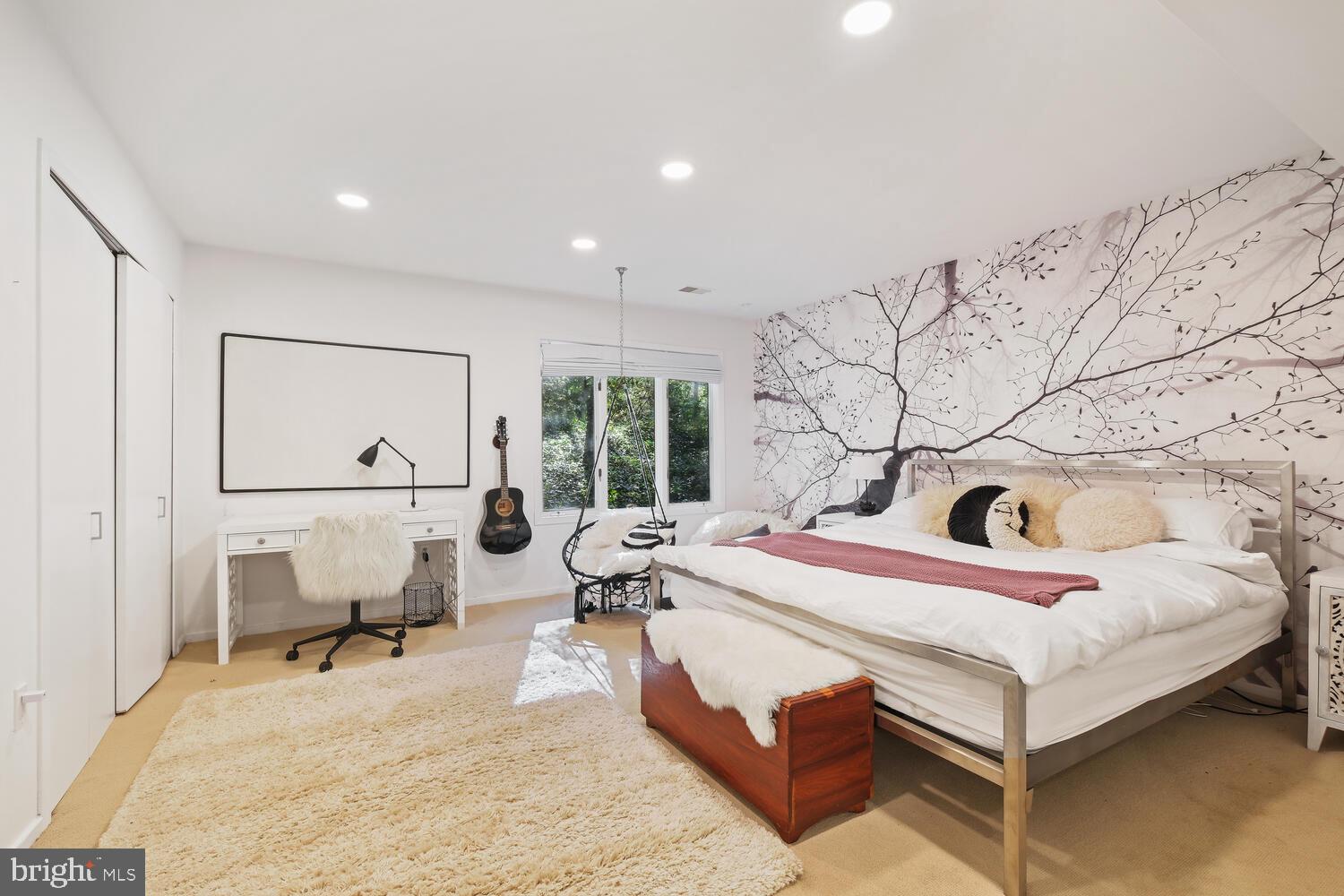 LUXMANOR - Residential