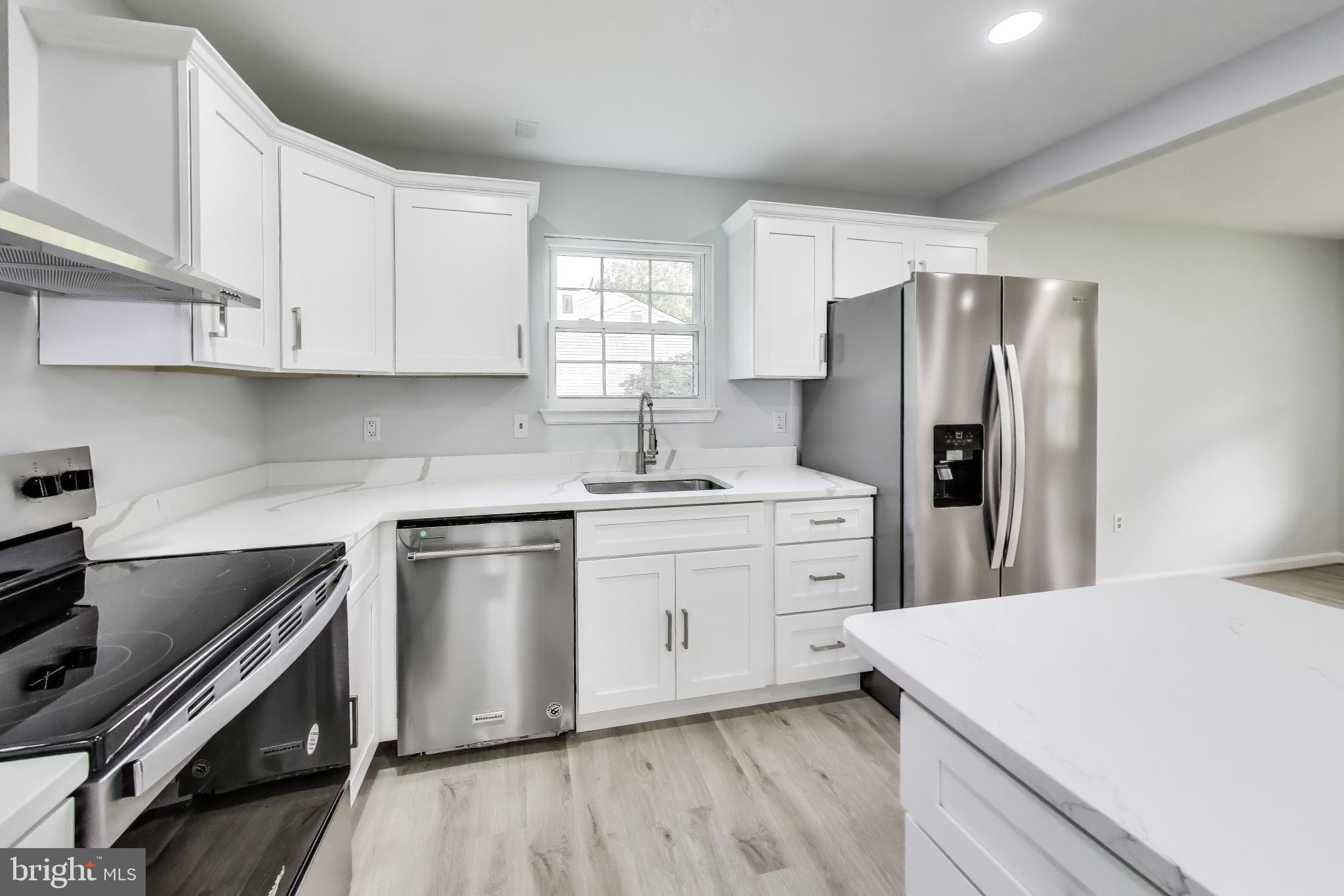 CLINTON - Residential