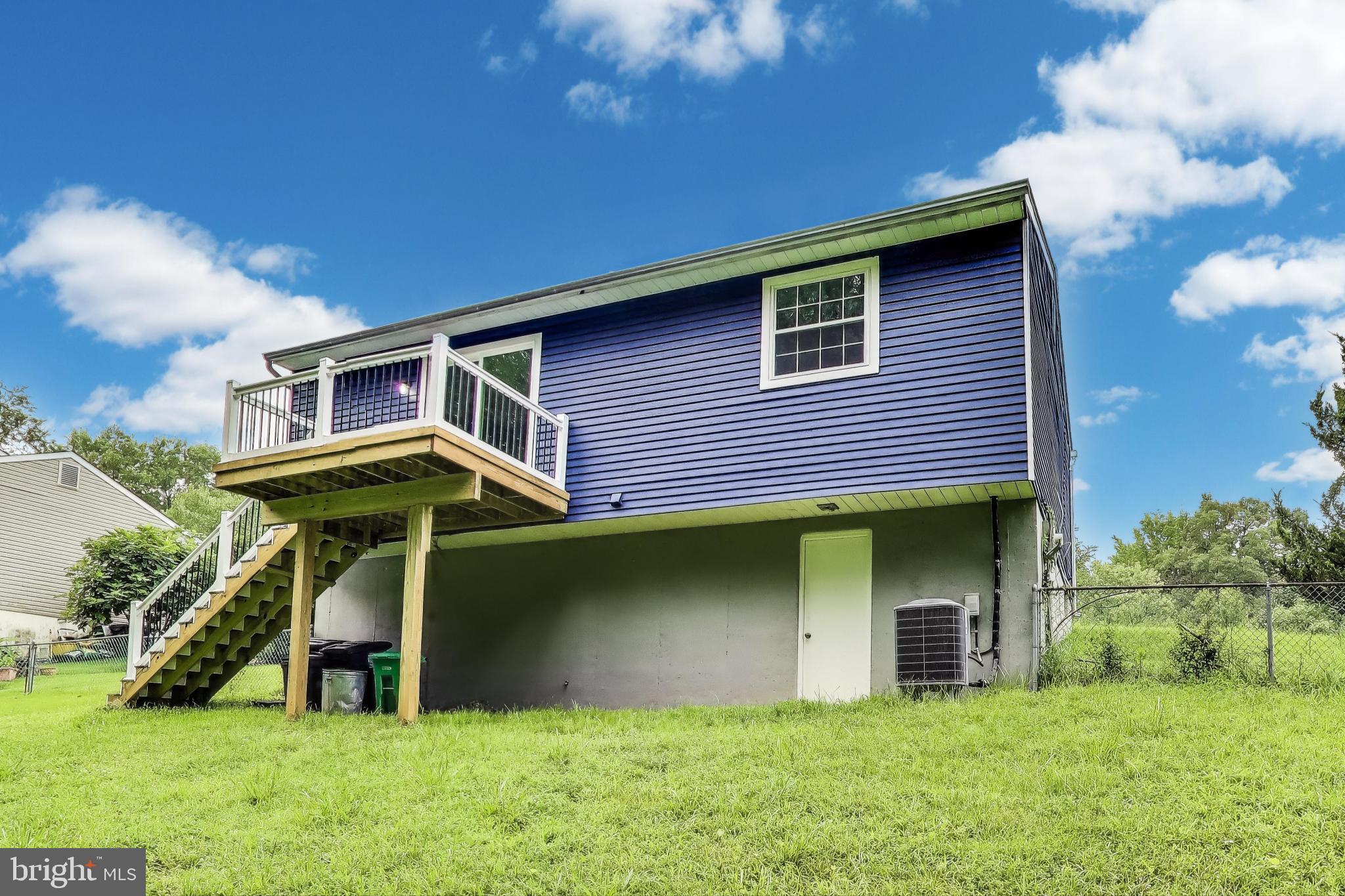 CLINTON - Residential