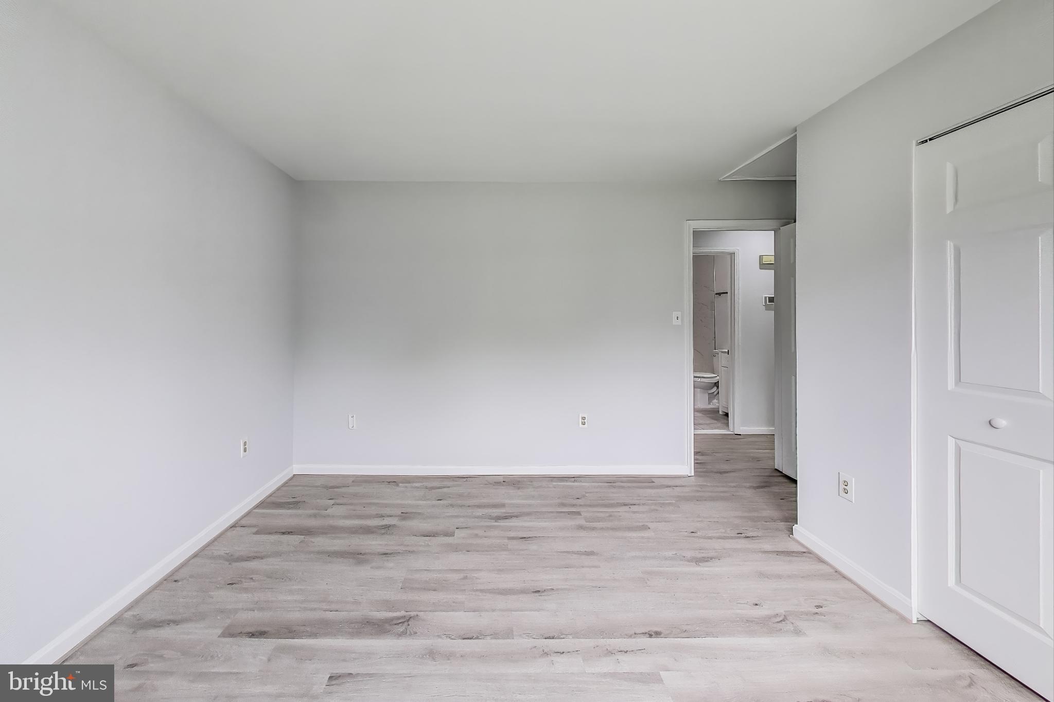 CLINTON - Residential