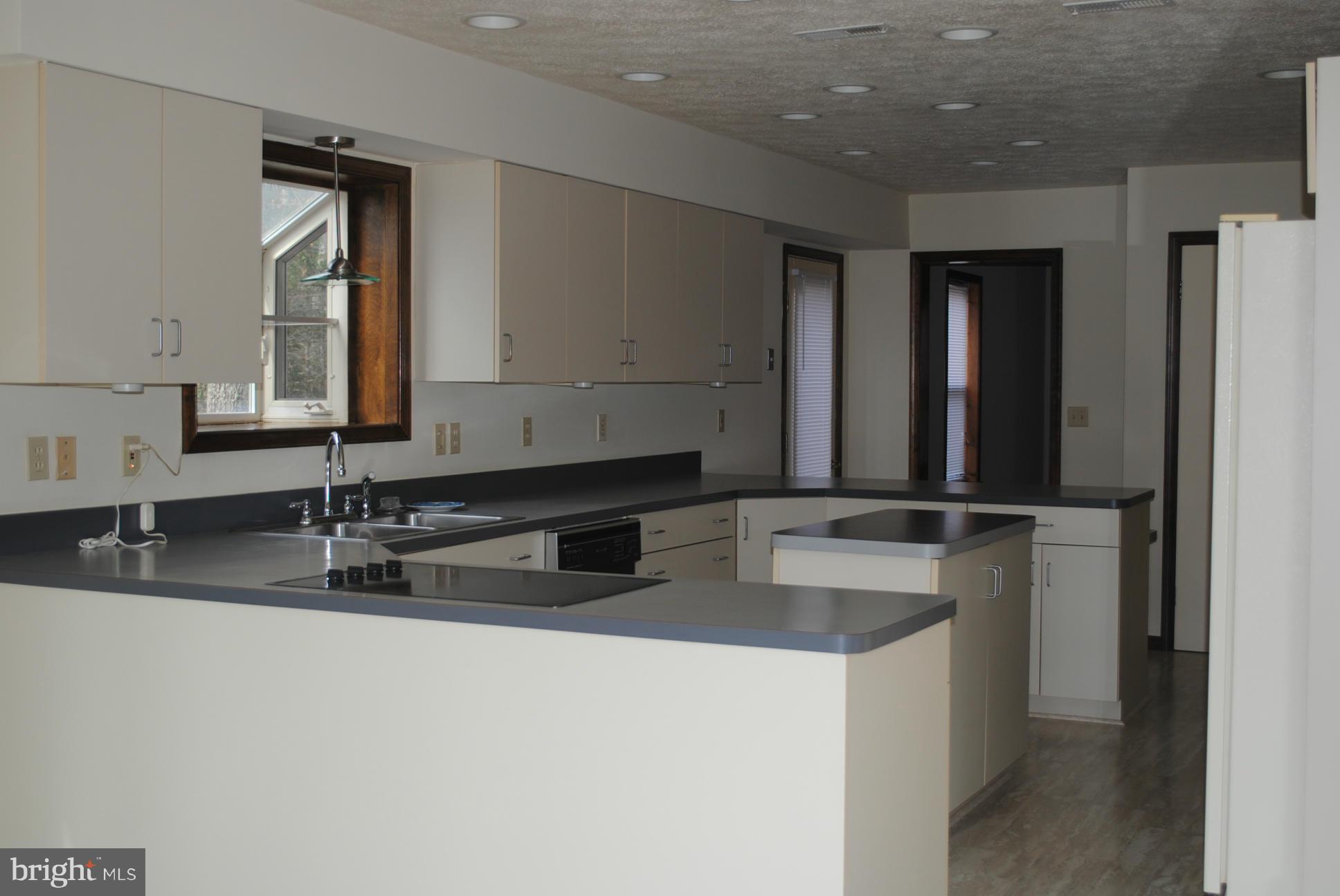 WILDEWOOD - Residential Lease