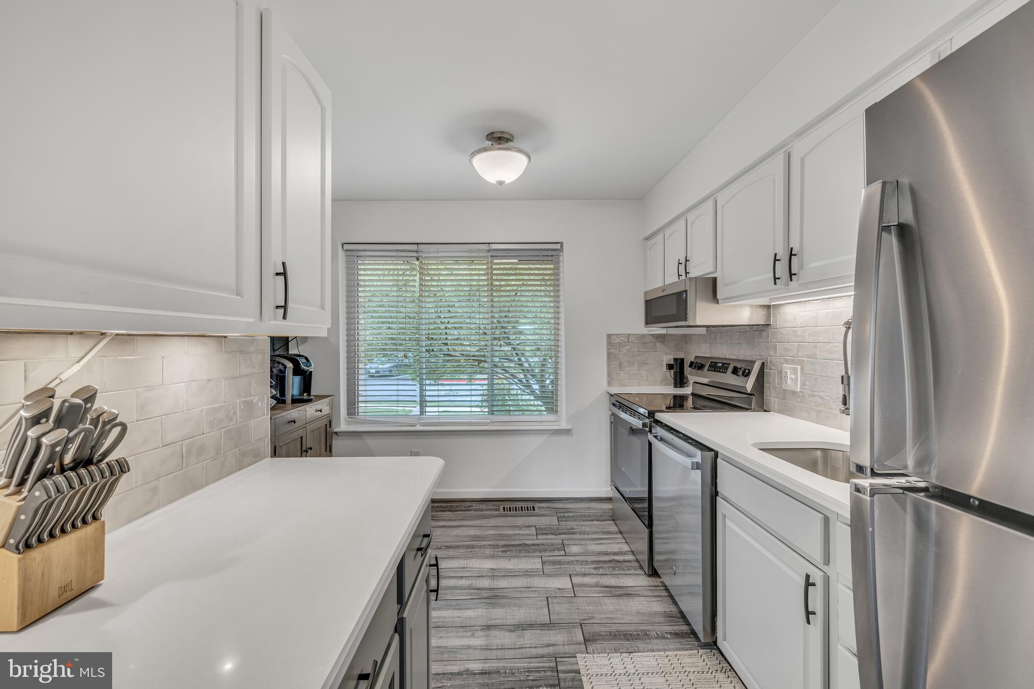 5868 STEEPRIDGE DRIVE 20-06