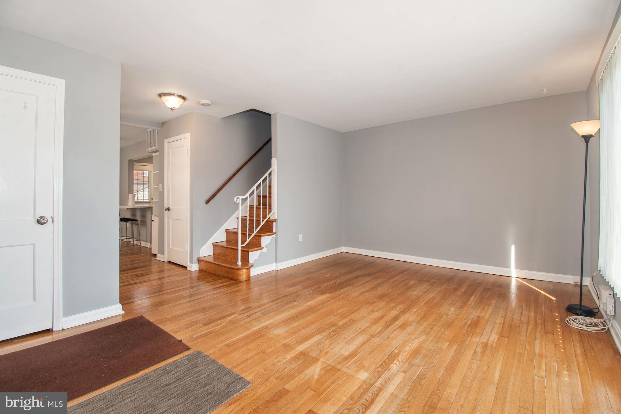 UNIVERSITY GARDENS - Residential