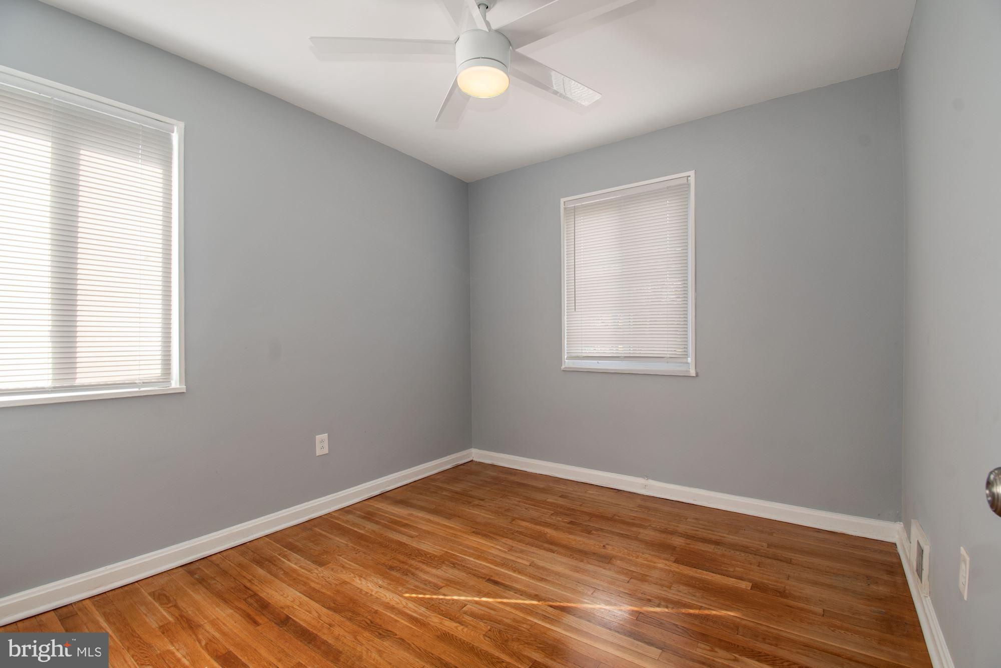 UNIVERSITY GARDENS - Residential