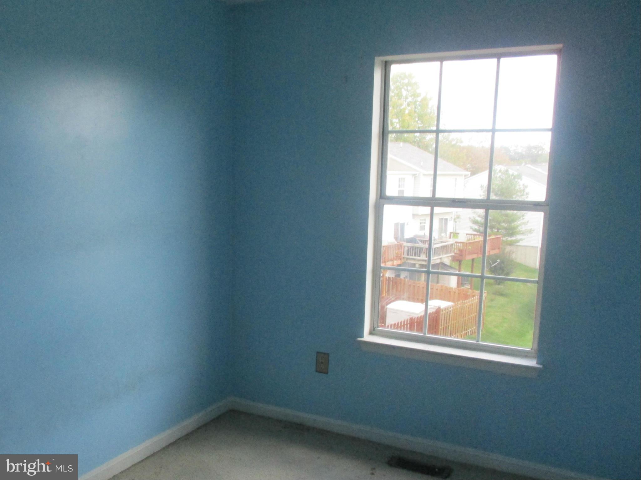 COURTLAND MANOR - Residential