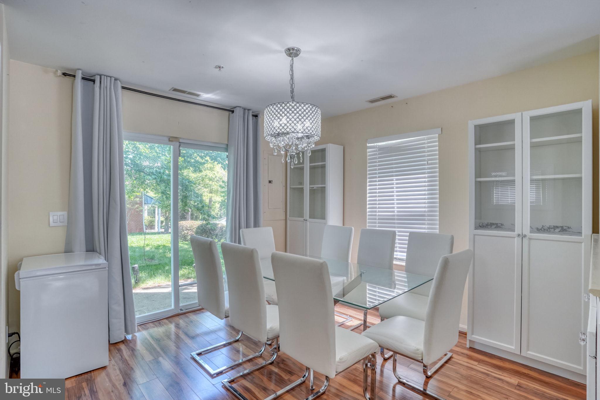 HILL TOP - Residential