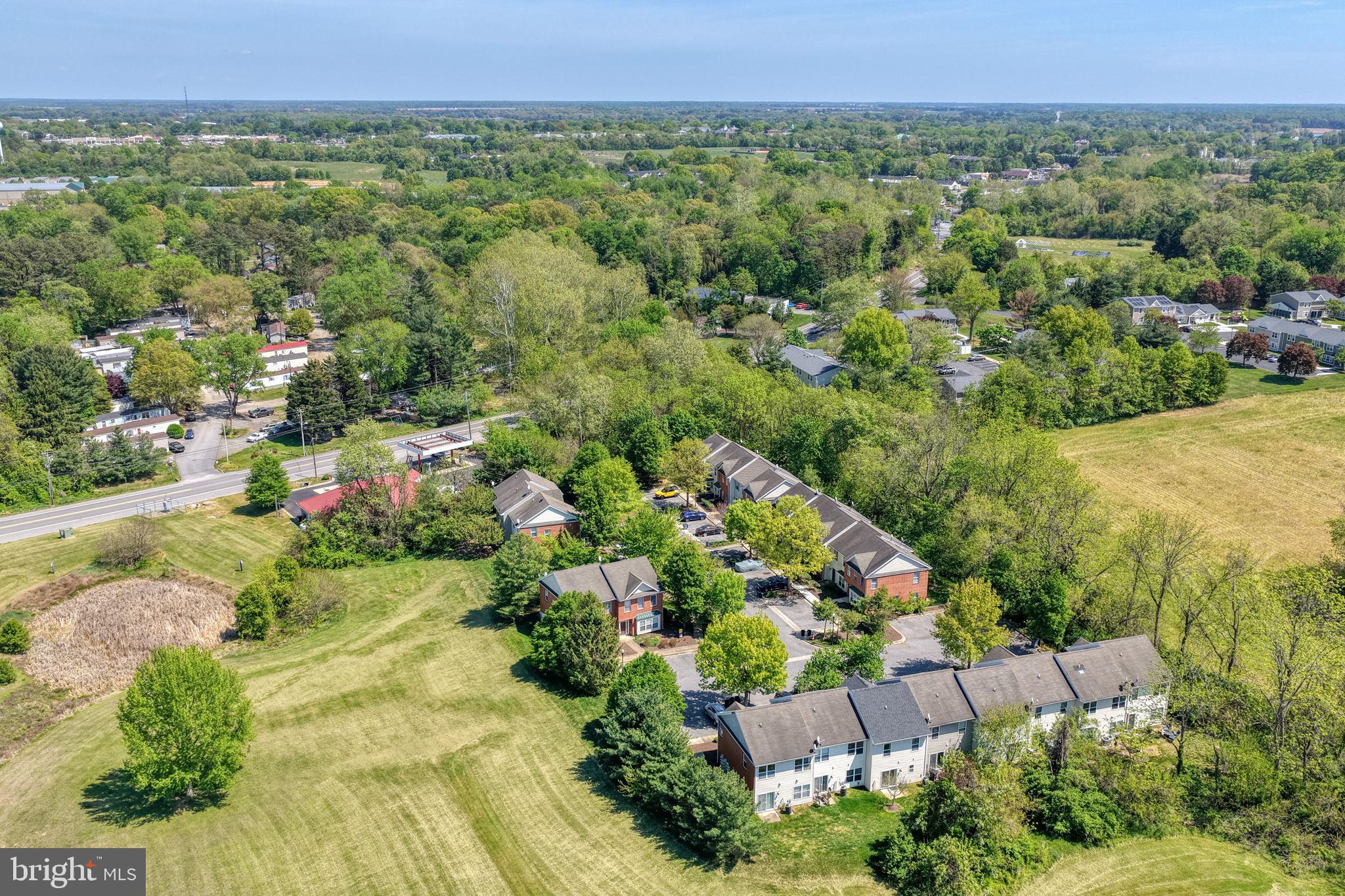 HILL TOP - Residential