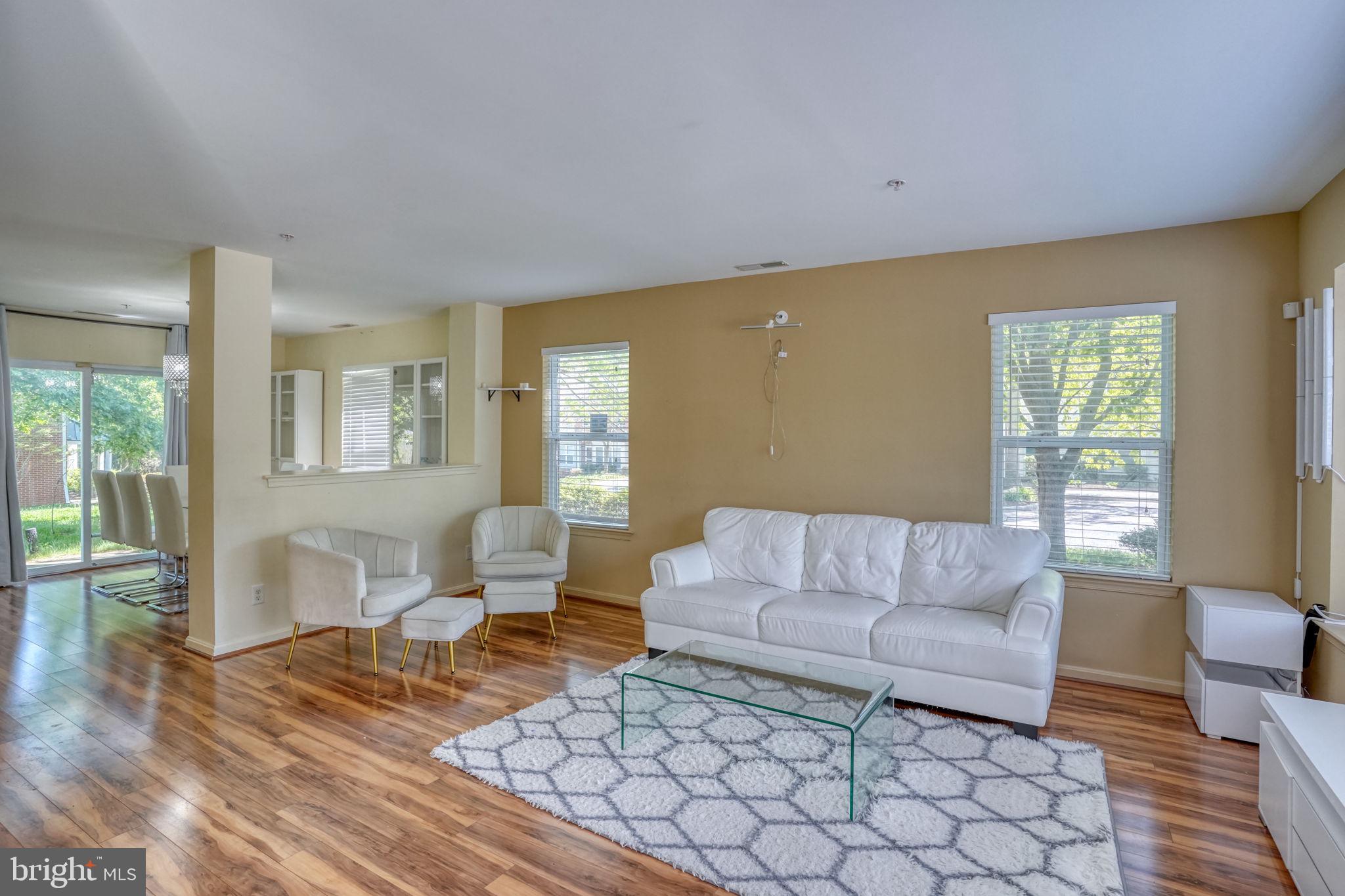 HILL TOP - Residential