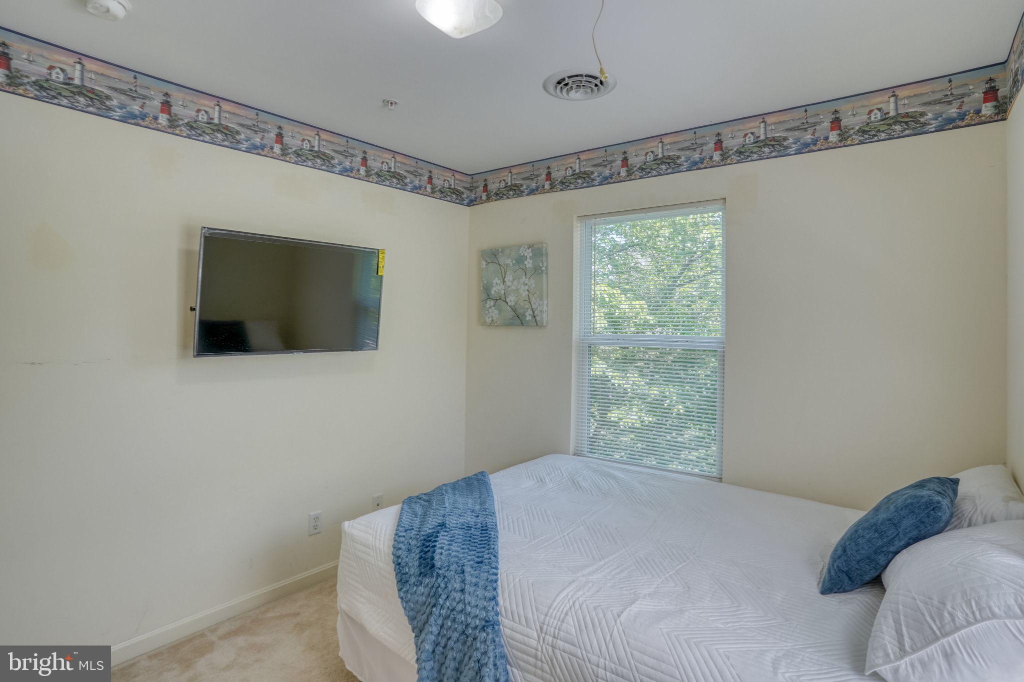 HILL TOP - Residential