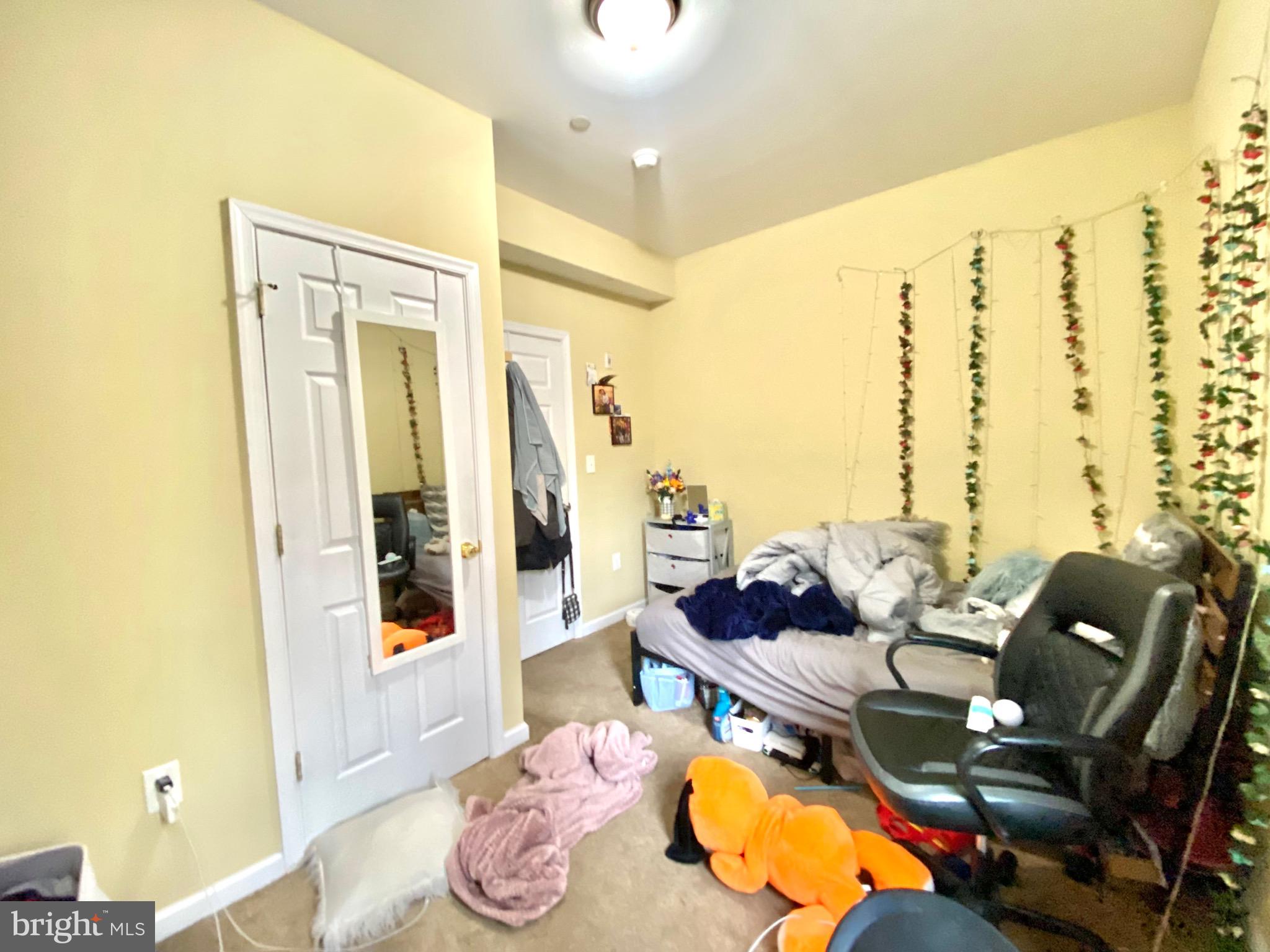 PHILADELPHIA (NORTH) - Residential Lease