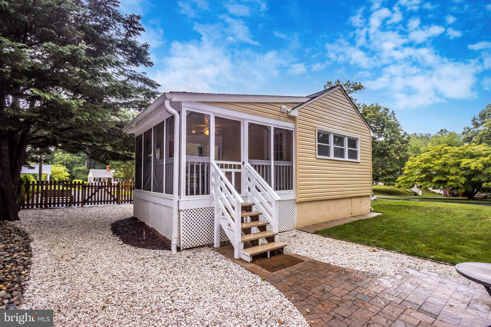 LINCOLN HEIGHTS - Residential