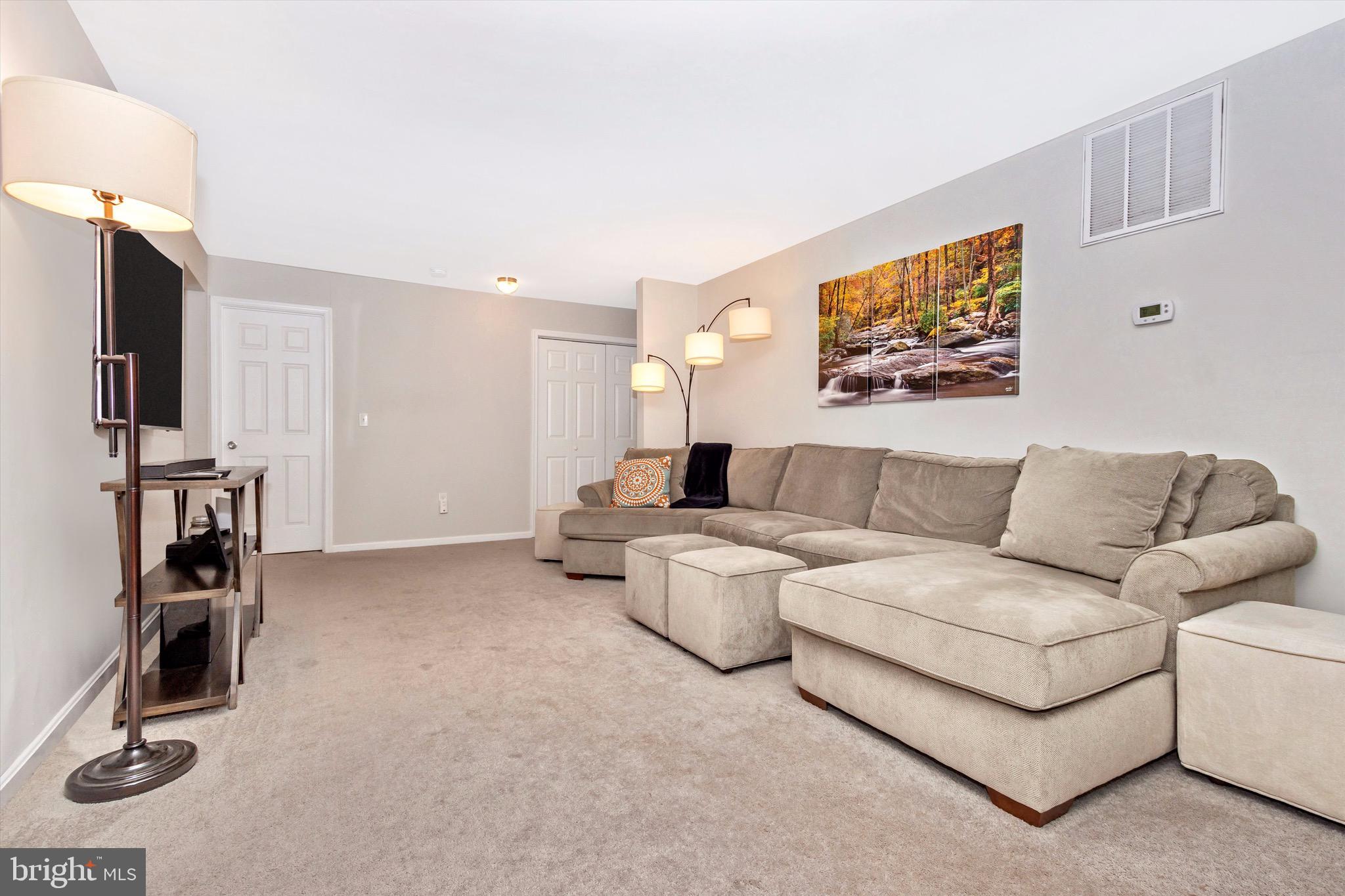 LINCOLN HEIGHTS - Residential