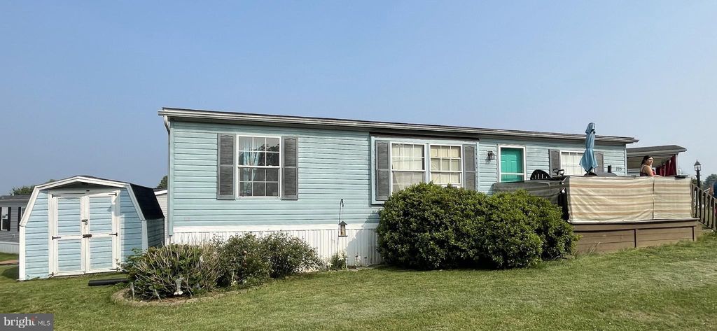 Photo of 223 GREYFIELD DR, LANCASTER, PA 17603 (MLS # PALA2037128)