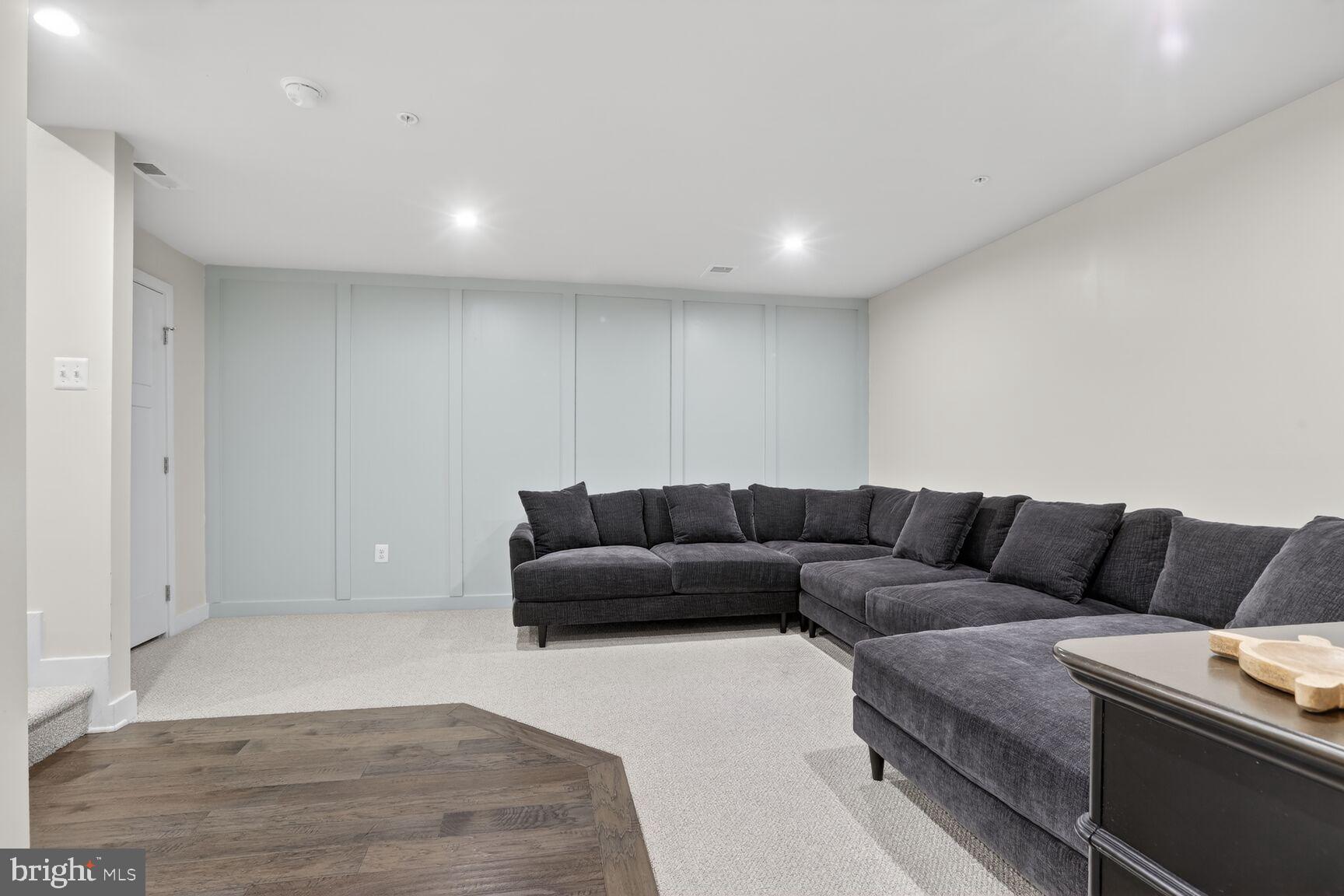 GREENLEIGH AT CROSSROADS - Residential