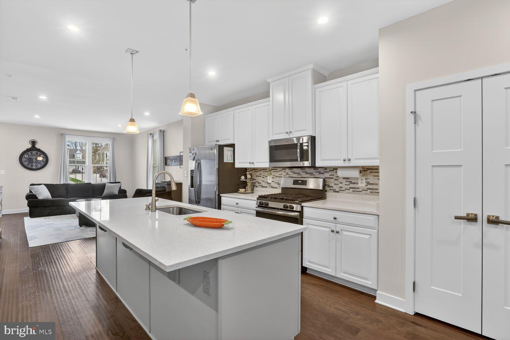 GREENLEIGH AT CROSSROADS - Residential