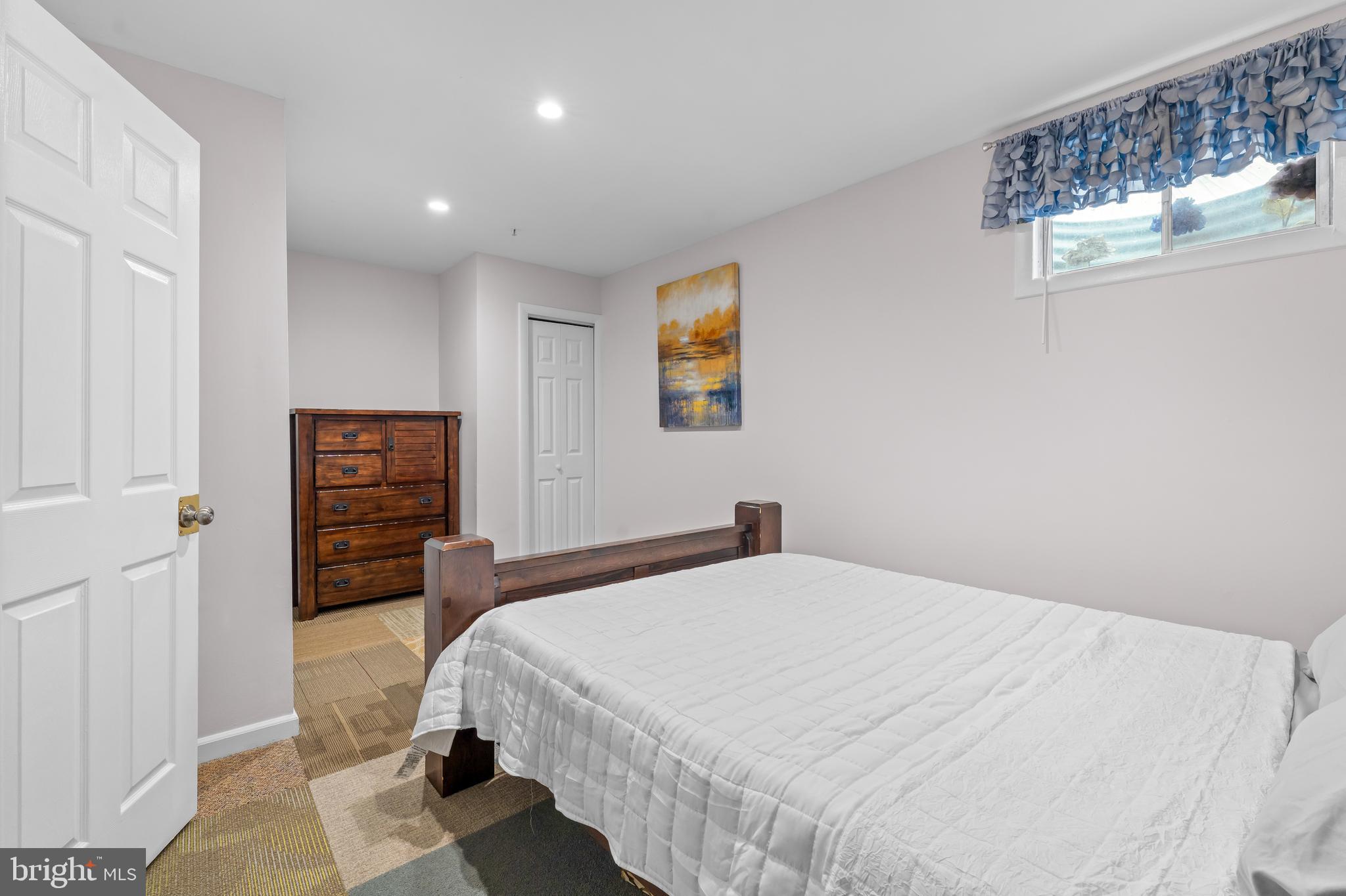 MITCHELLVILLE EAST - Residential Lease