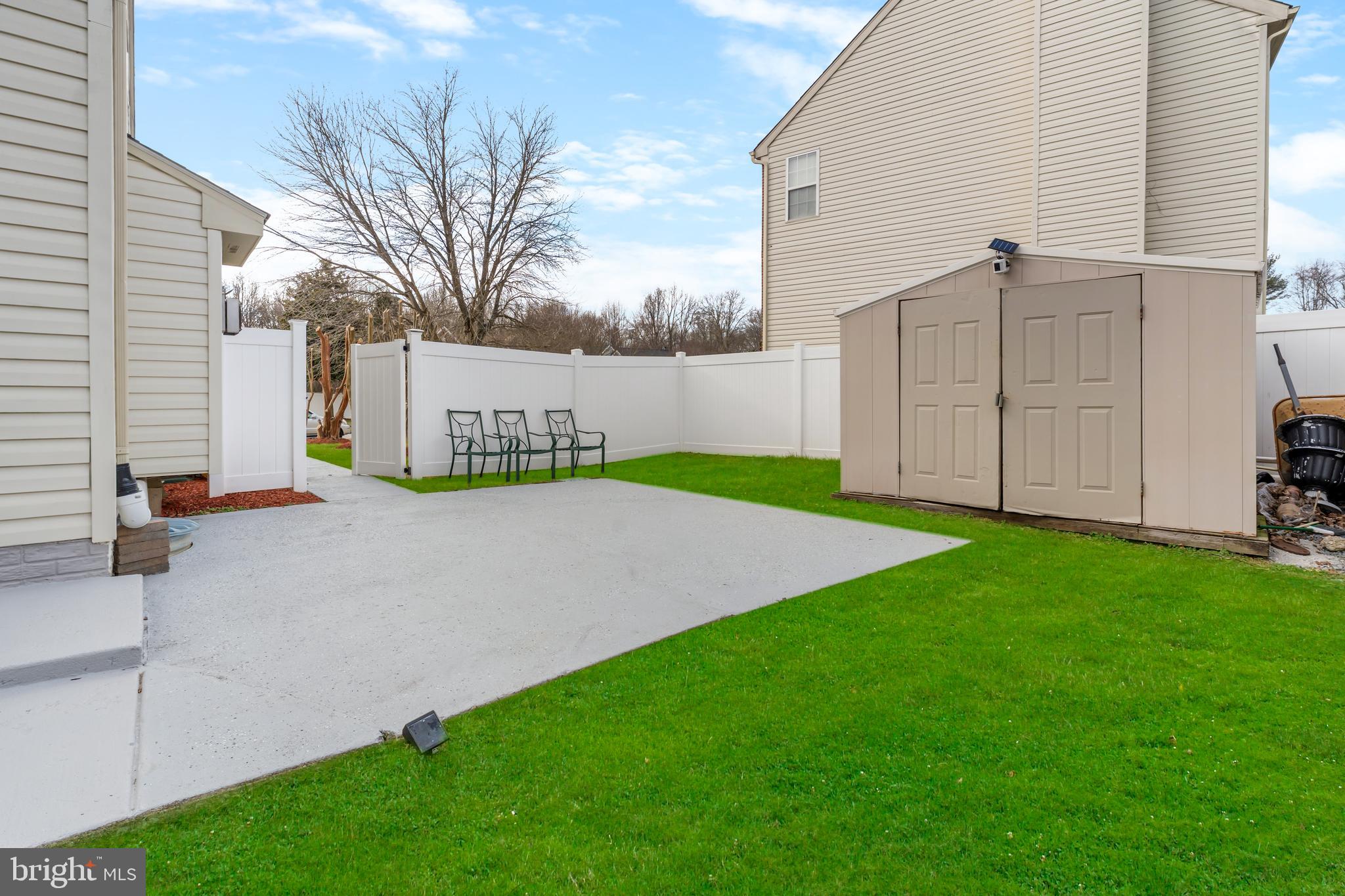 MITCHELLVILLE EAST - Residential Lease