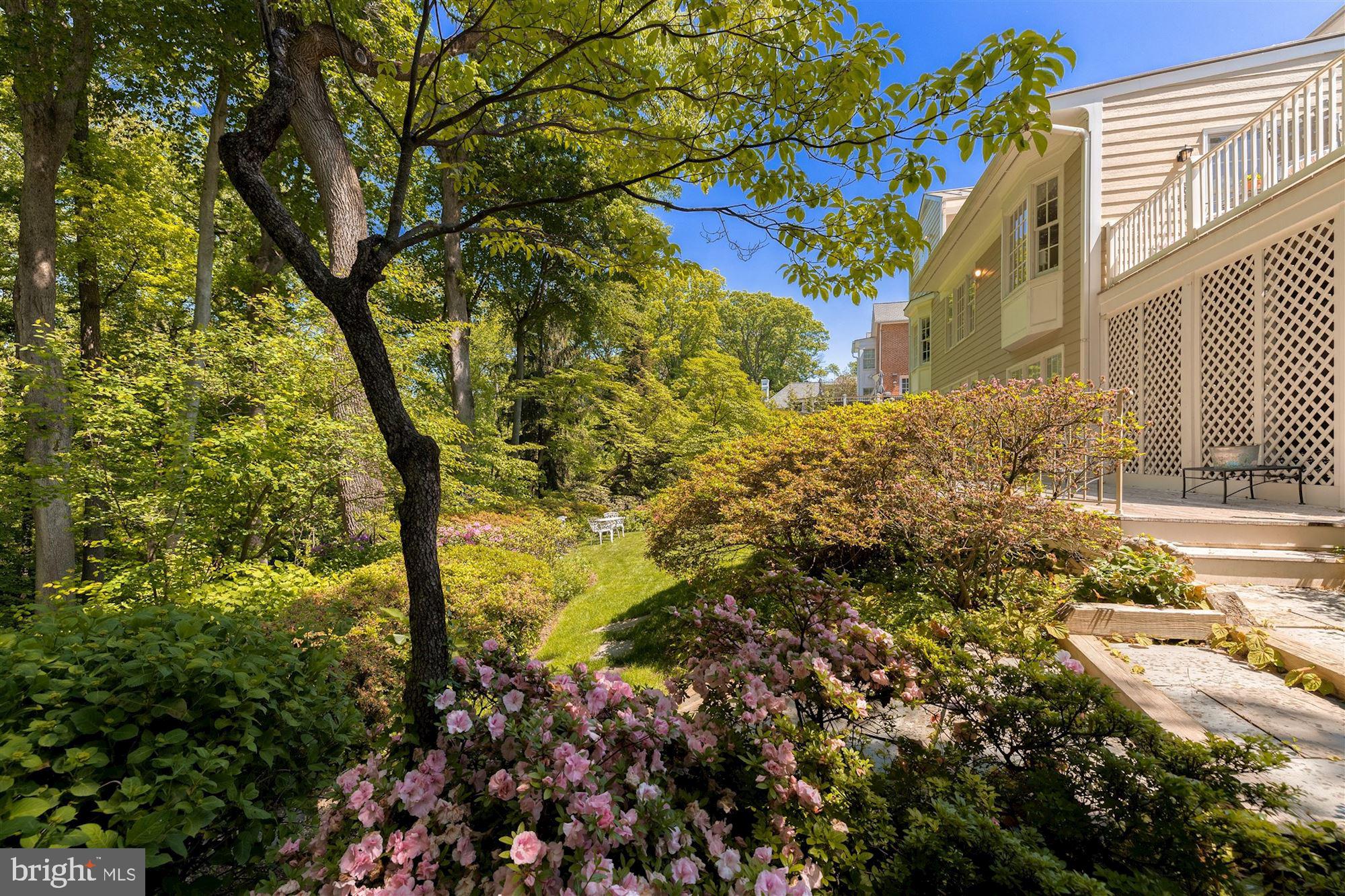 THE HAMLET - Residential