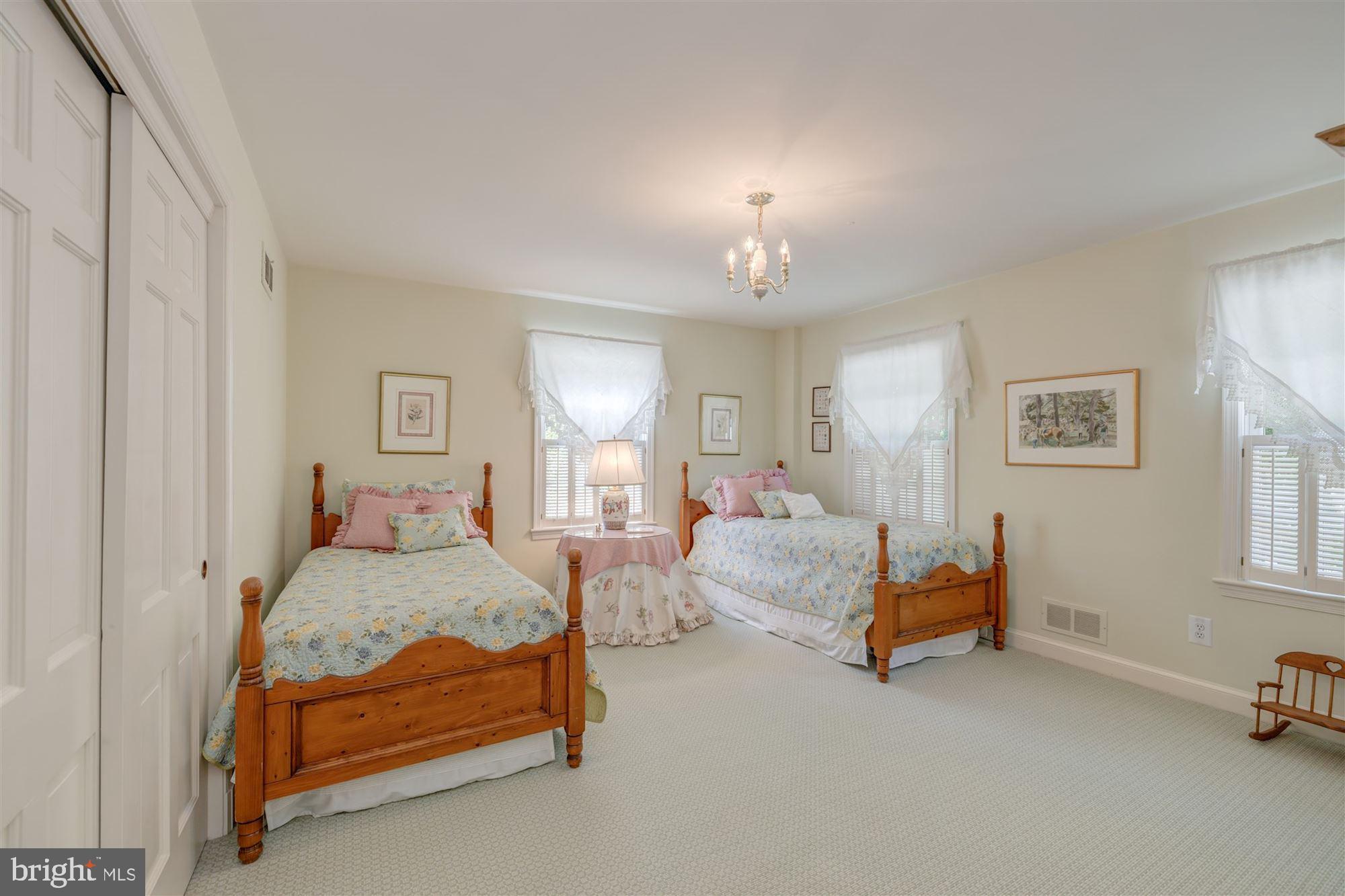 THE HAMLET - Residential