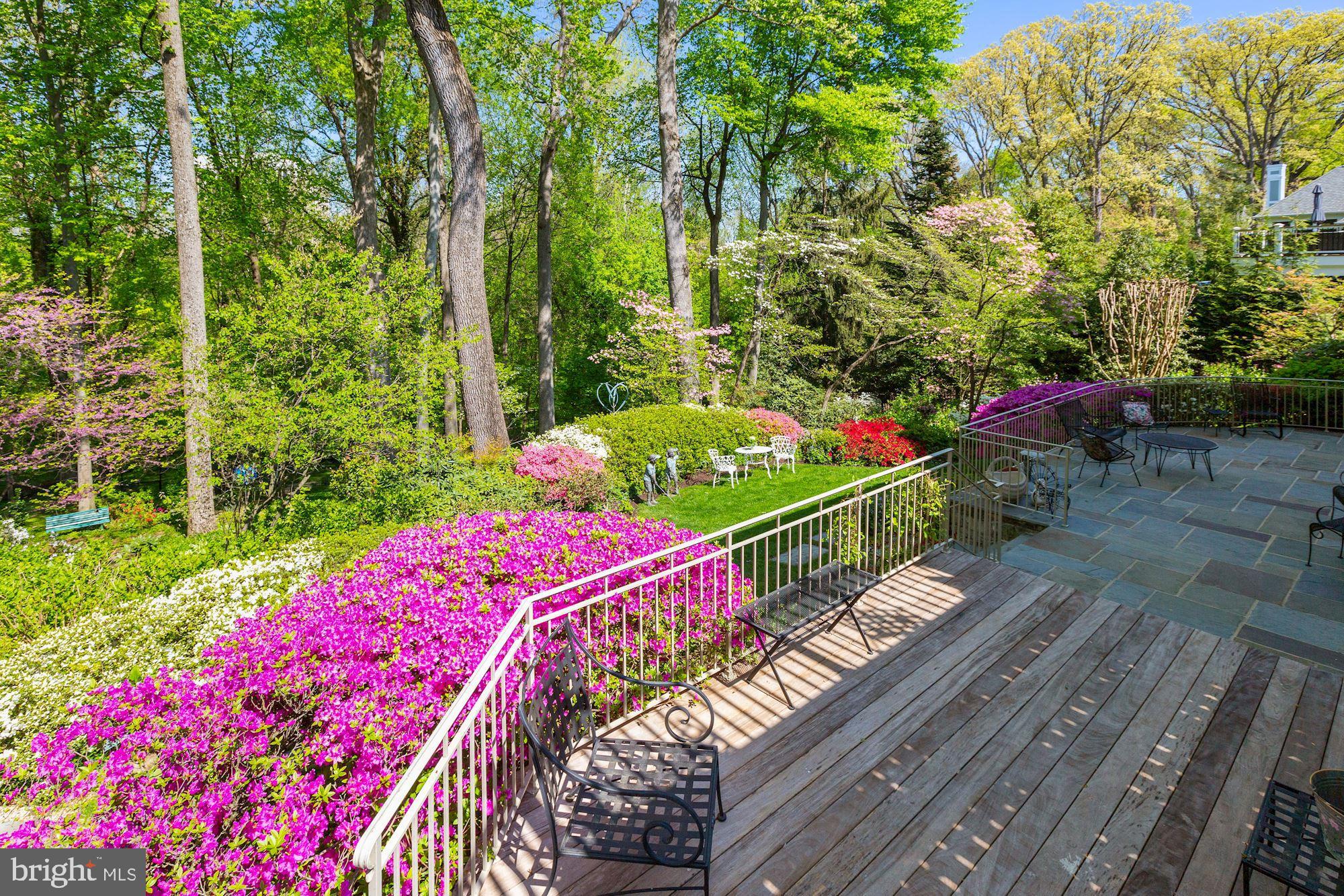 THE HAMLET - Residential