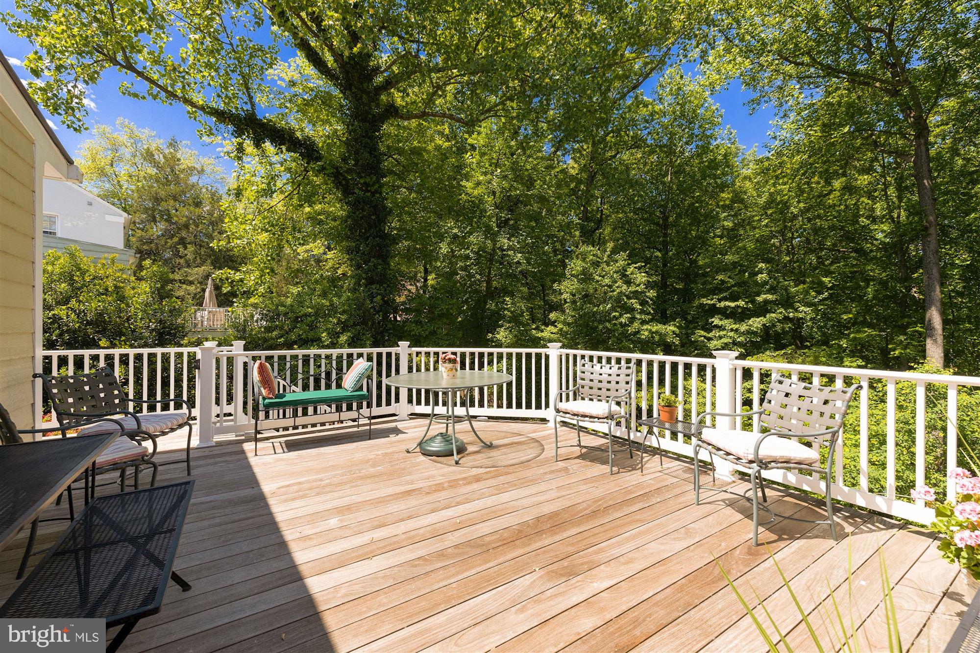 THE HAMLET - Residential