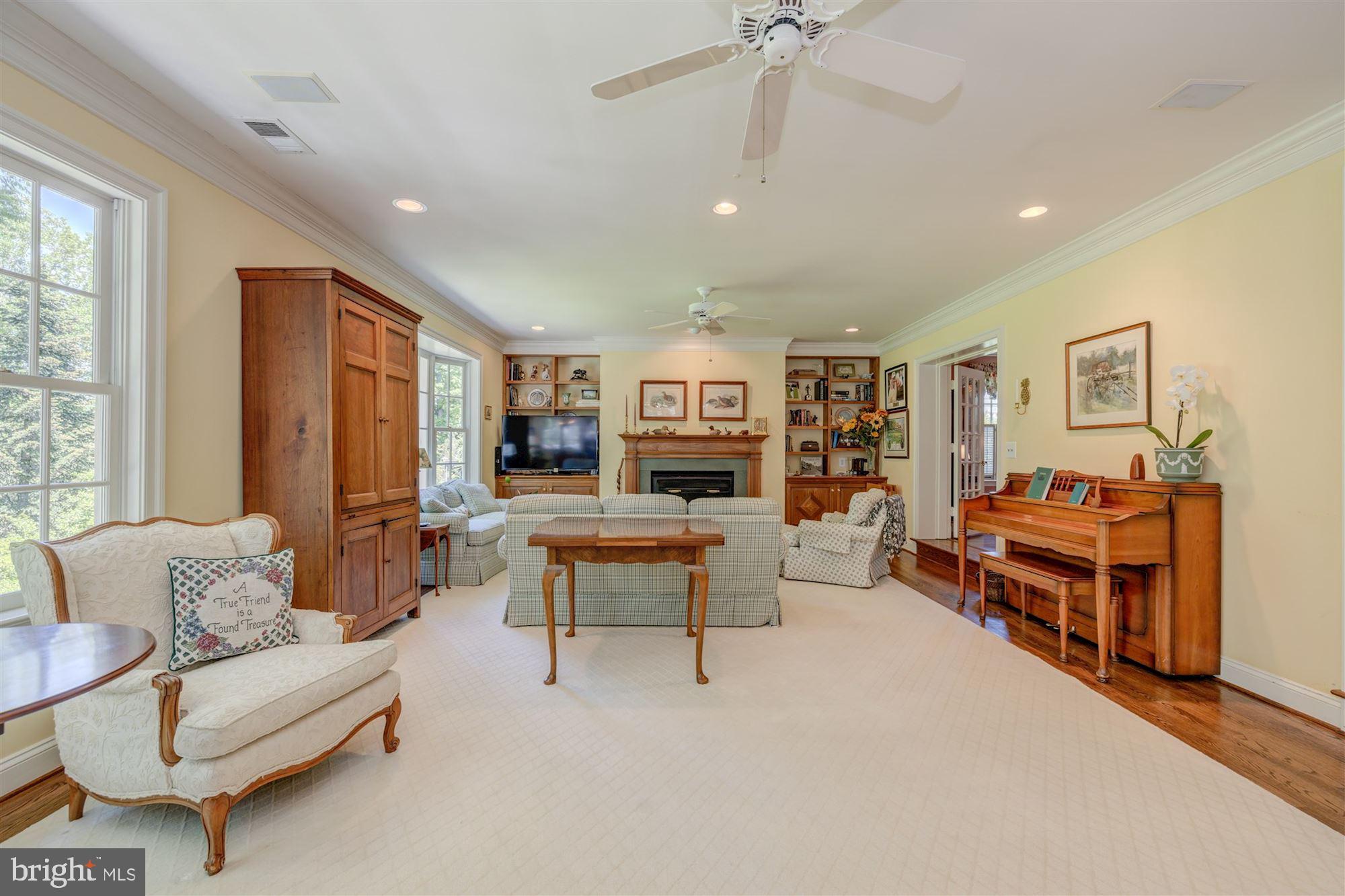 THE HAMLET - Residential