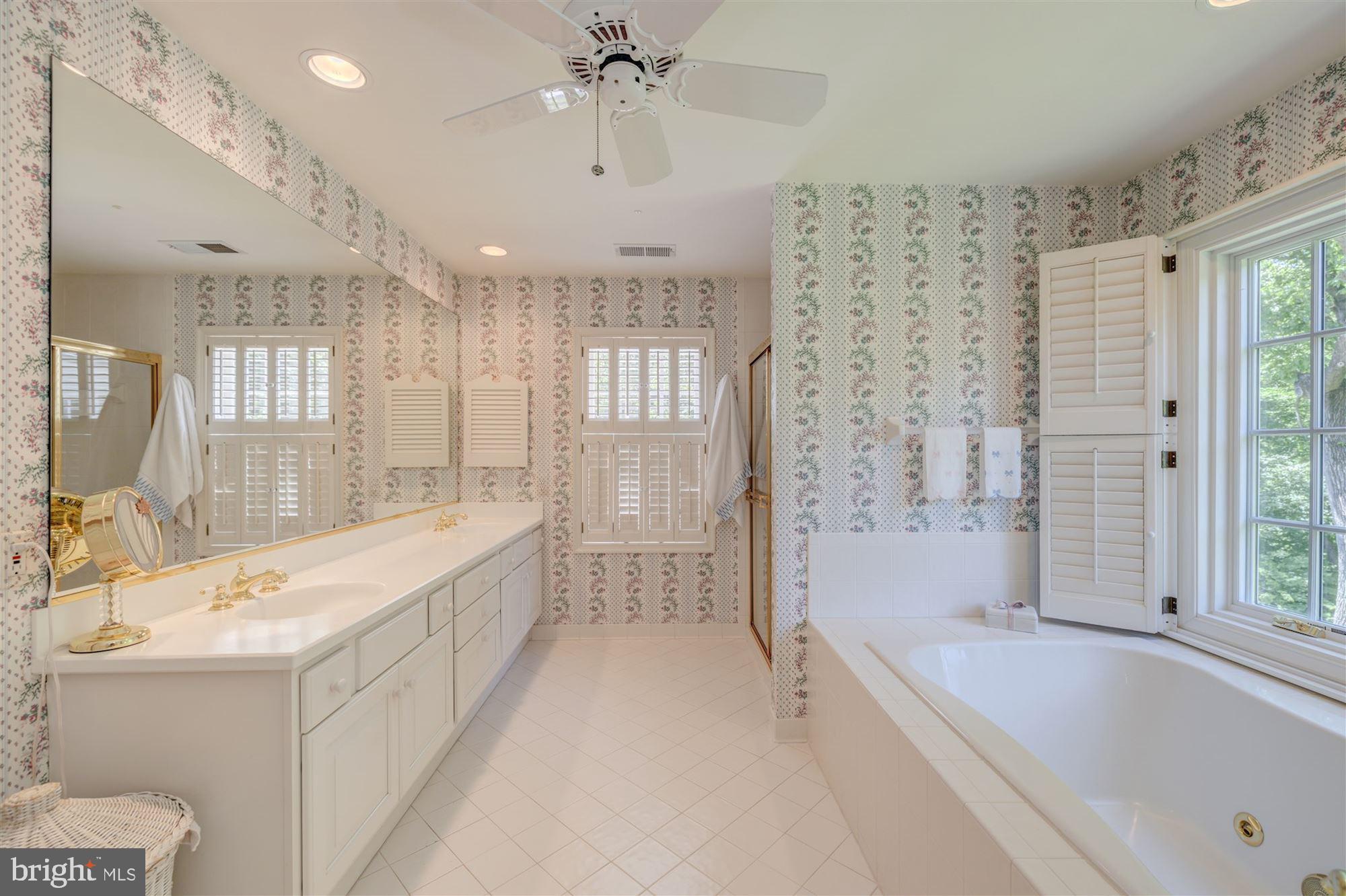 THE HAMLET - Residential