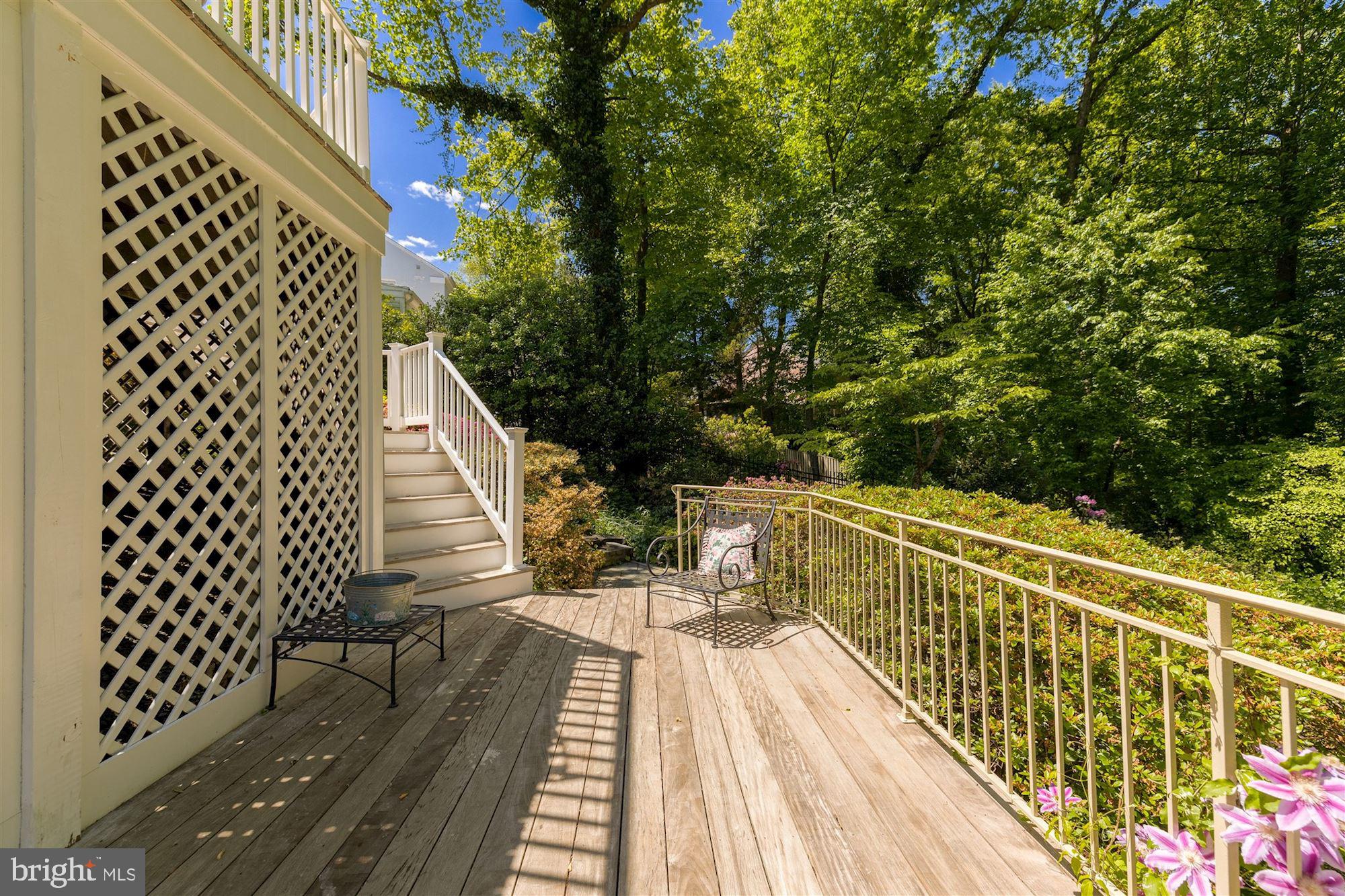 THE HAMLET - Residential