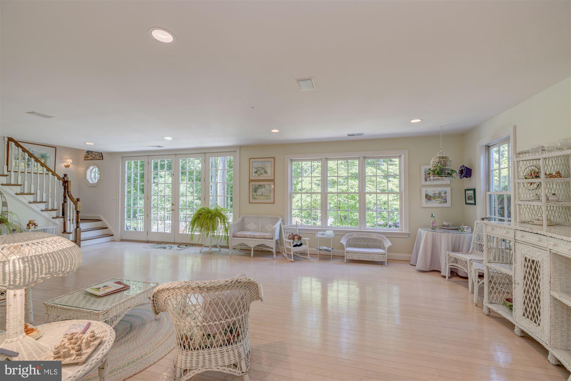 THE HAMLET - Residential