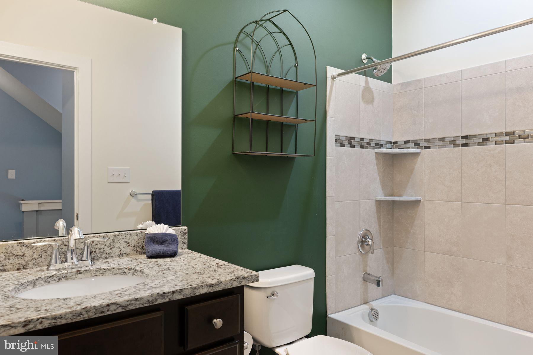 WATERSIDE - Residential