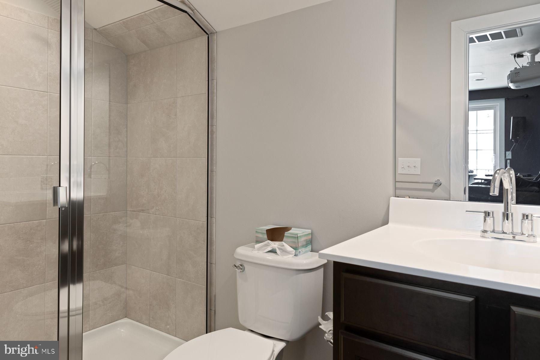 WATERSIDE - Residential