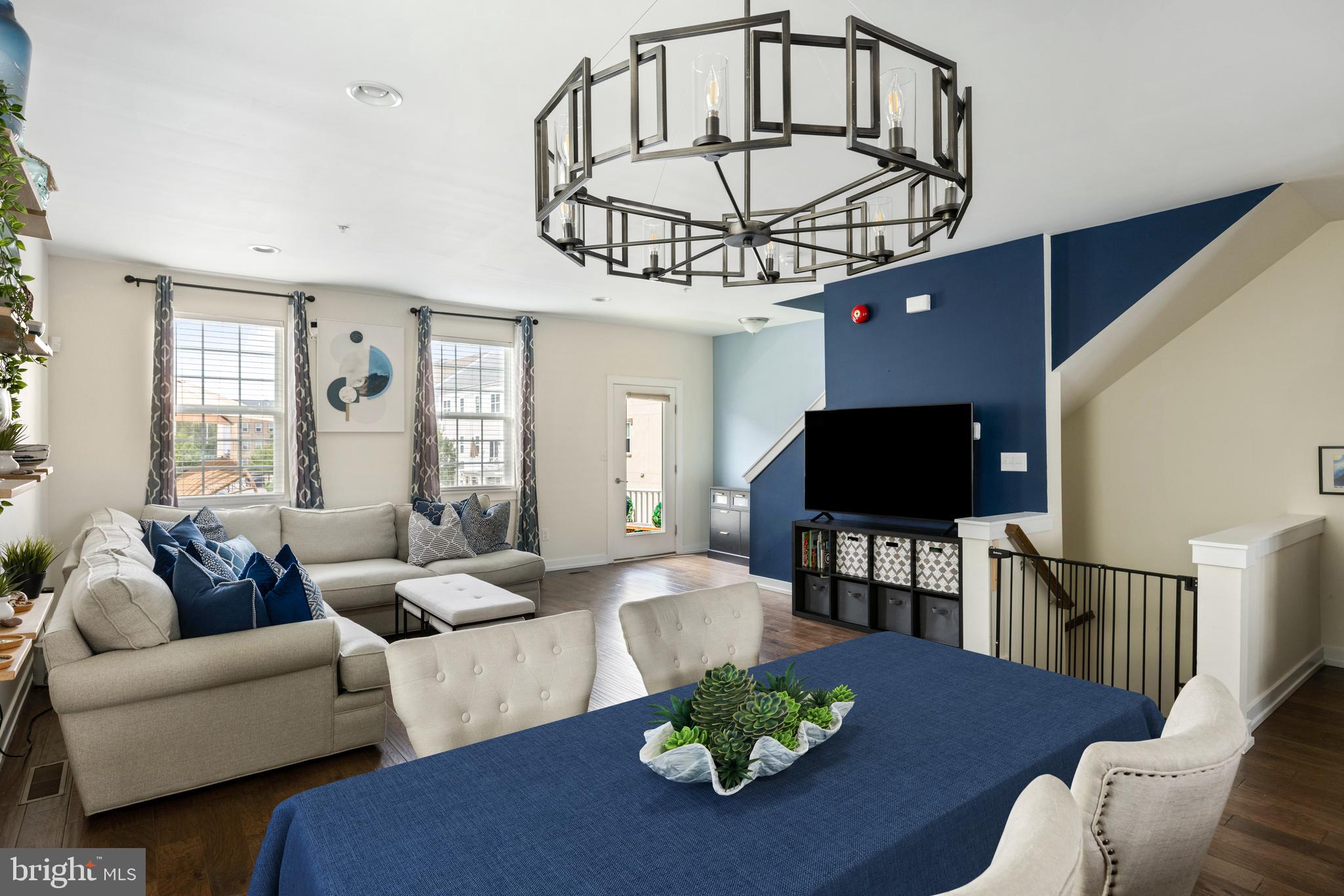 WATERSIDE - Residential