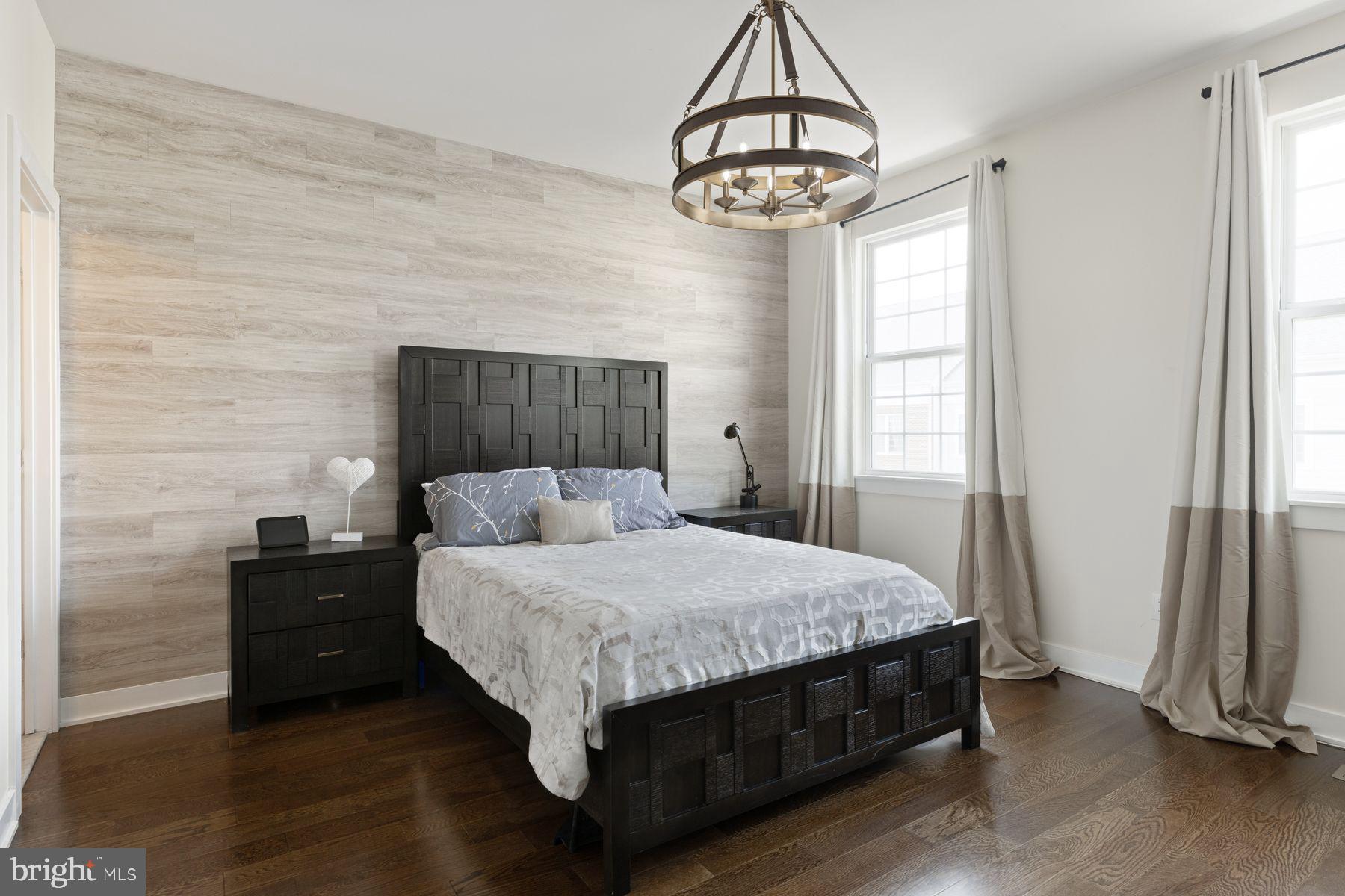 WATERSIDE - Residential