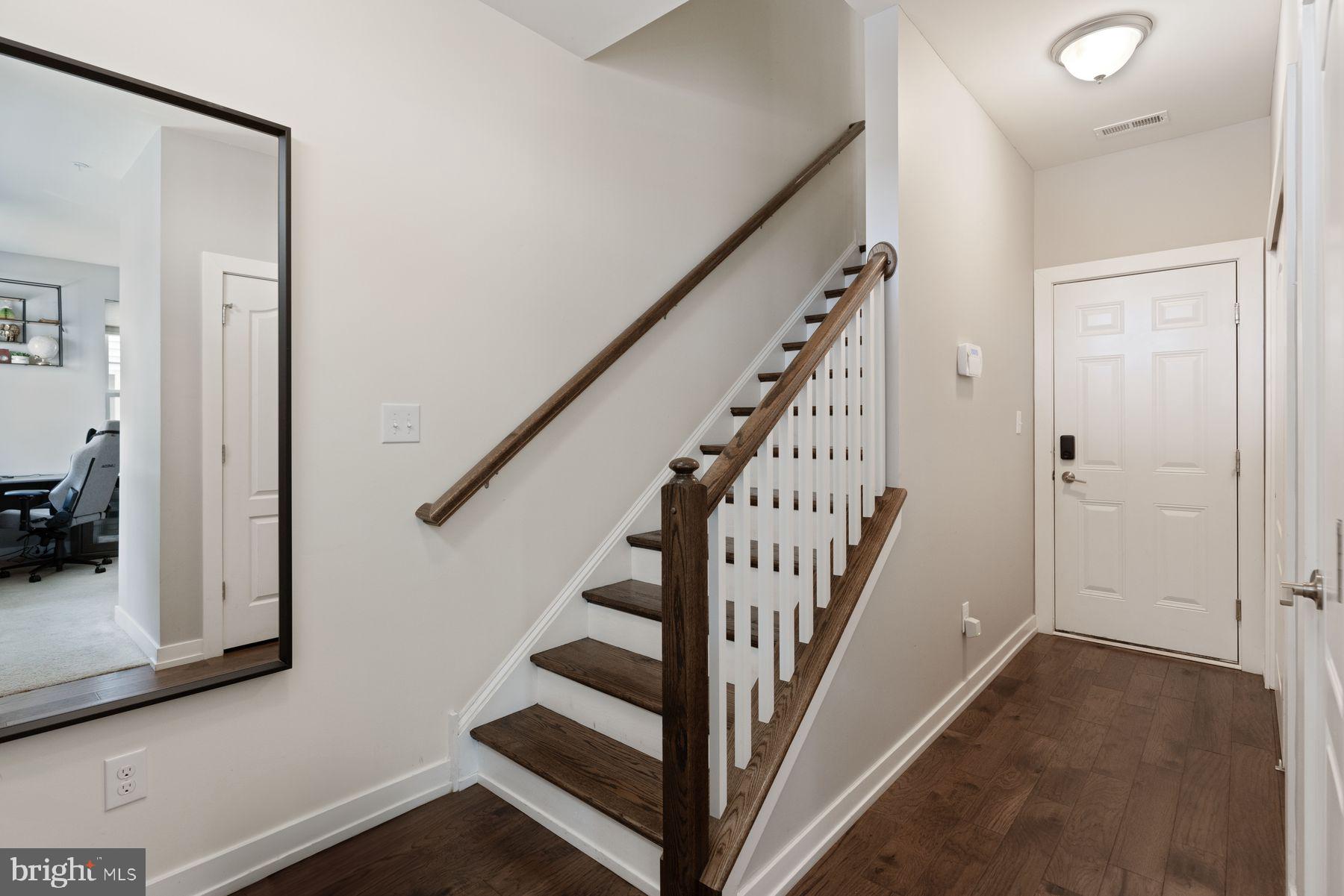 WATERSIDE - Residential