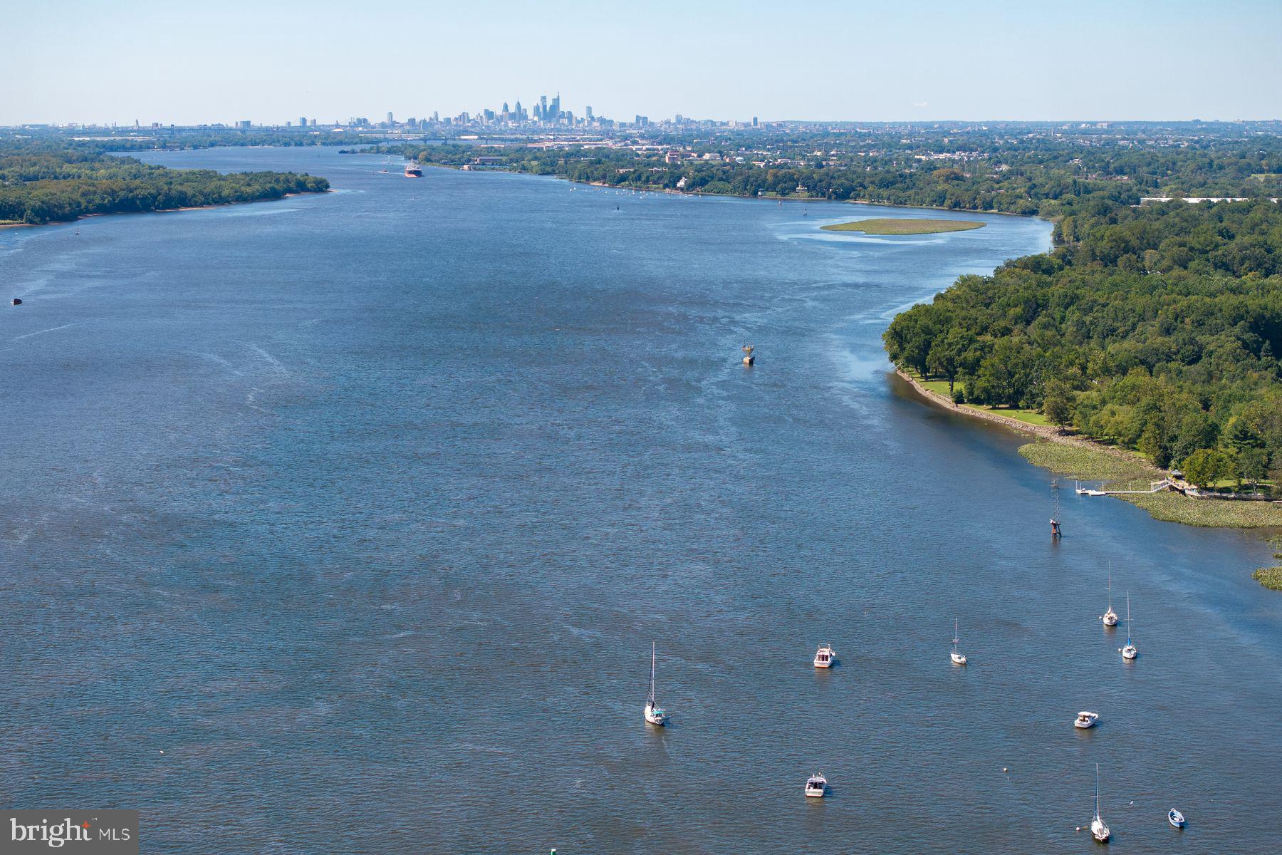 WATERSIDE - Residential