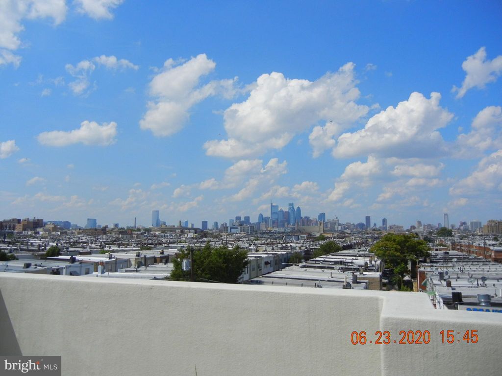 Photo of 2700 S 10th Street #3B, PHILADELPHIA, PA 19148 (MLS # PAPH2485700)