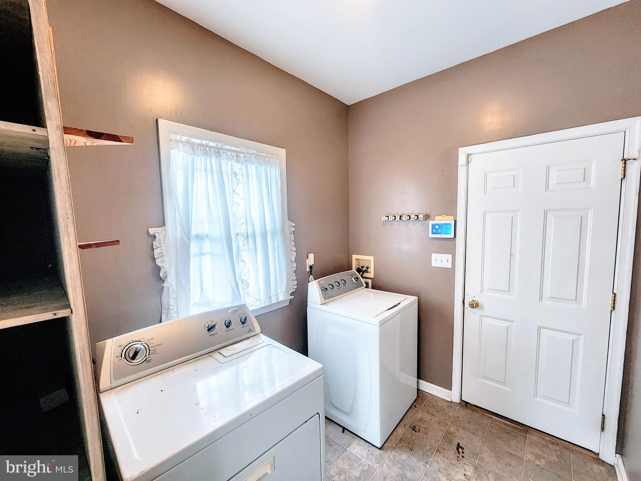 GERRARD ACRES - Residential Lease