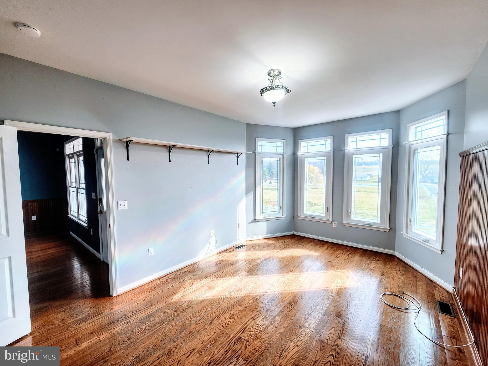 GERRARD ACRES - Residential Lease