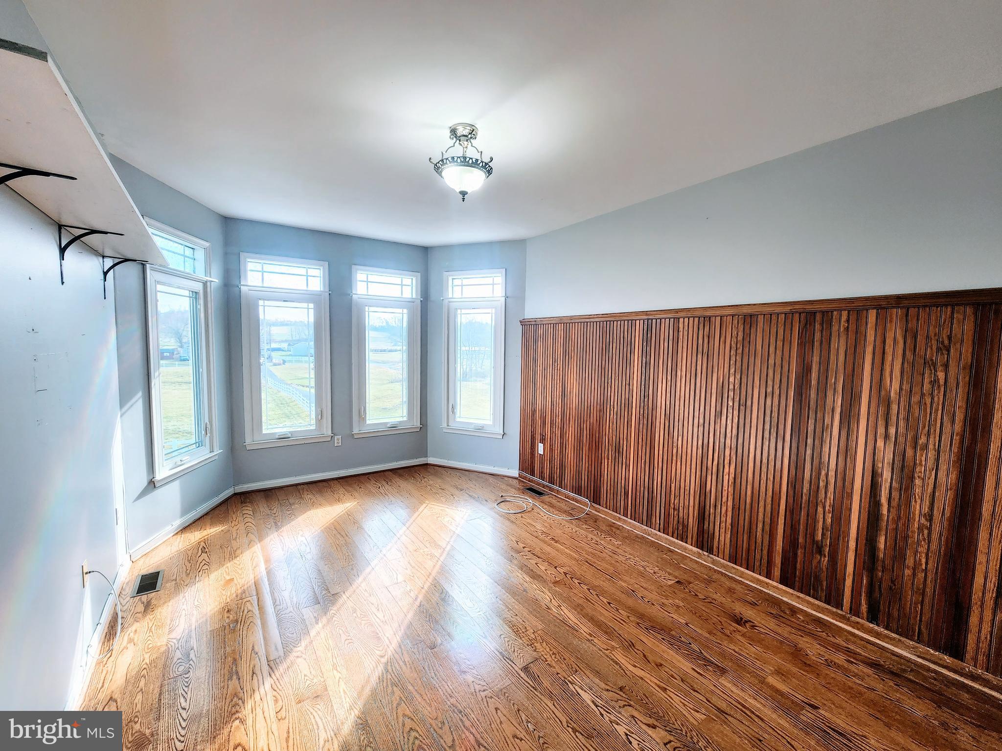 GERRARD ACRES - Residential Lease